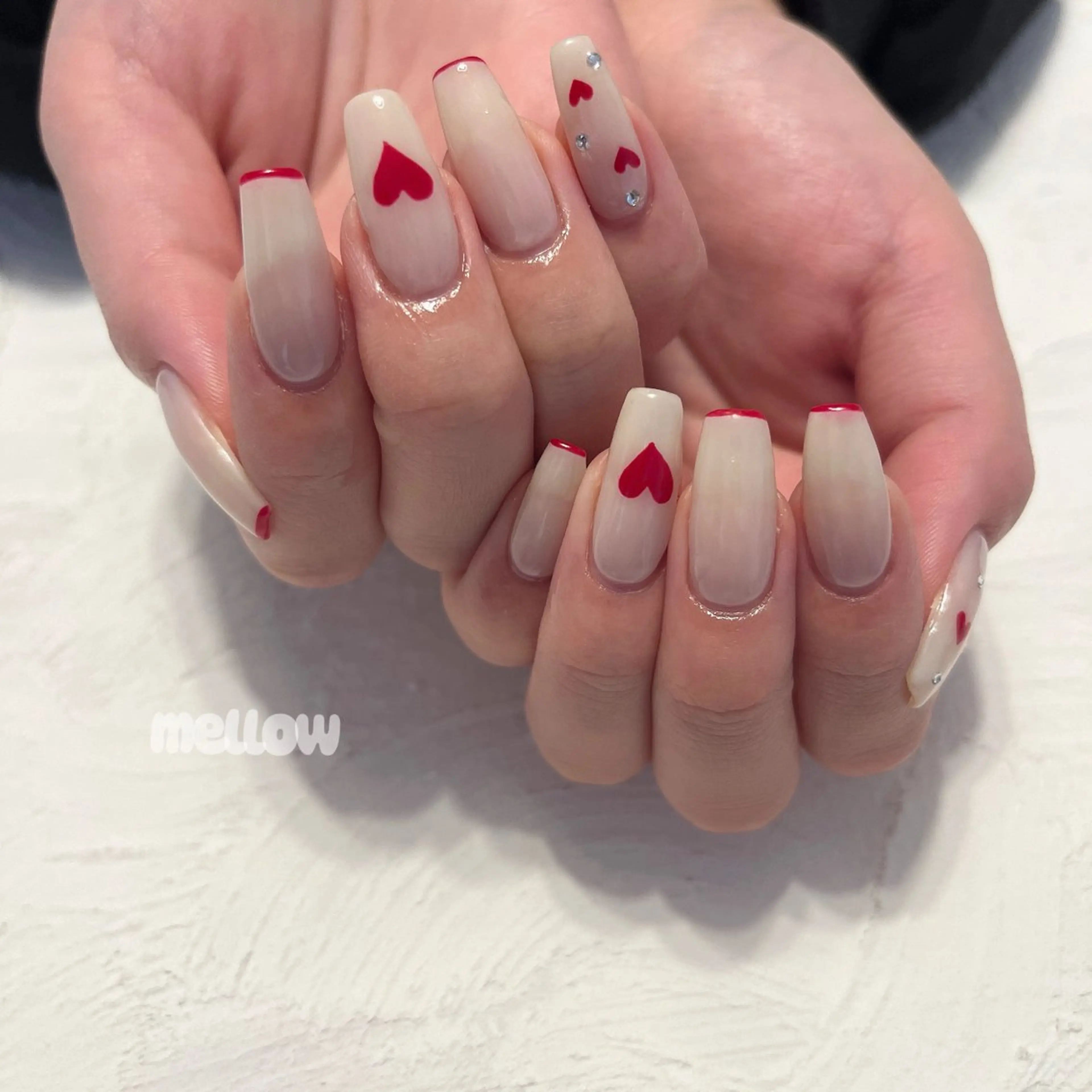 ネイル ハート ハンドネイル mayu 𓃠のネイルデザイン