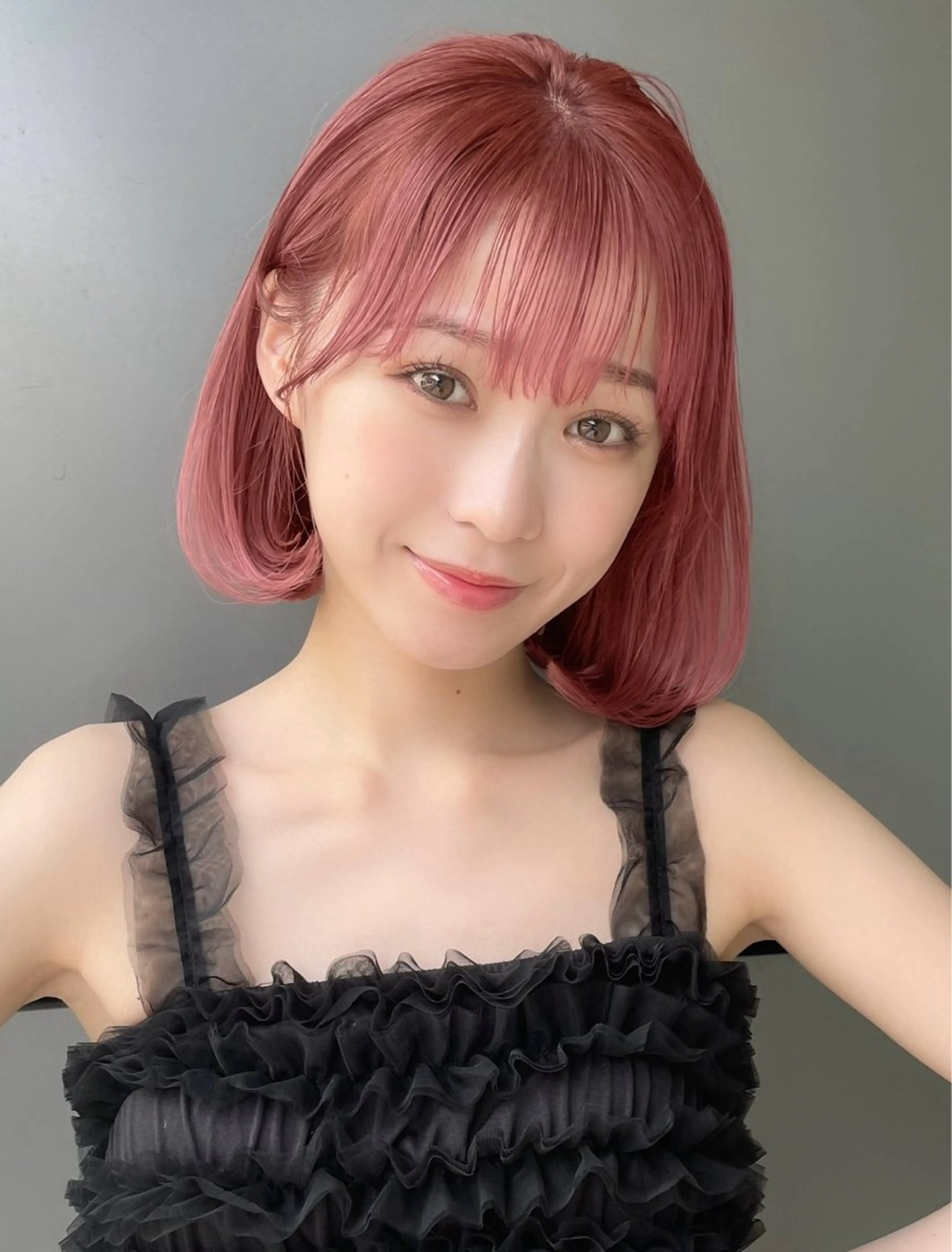 ミディアム ボブ 韓国風ヘア カット ヘアカラー ボブ/デザインカラー /表参道/新井美有紀のヘアスタイル