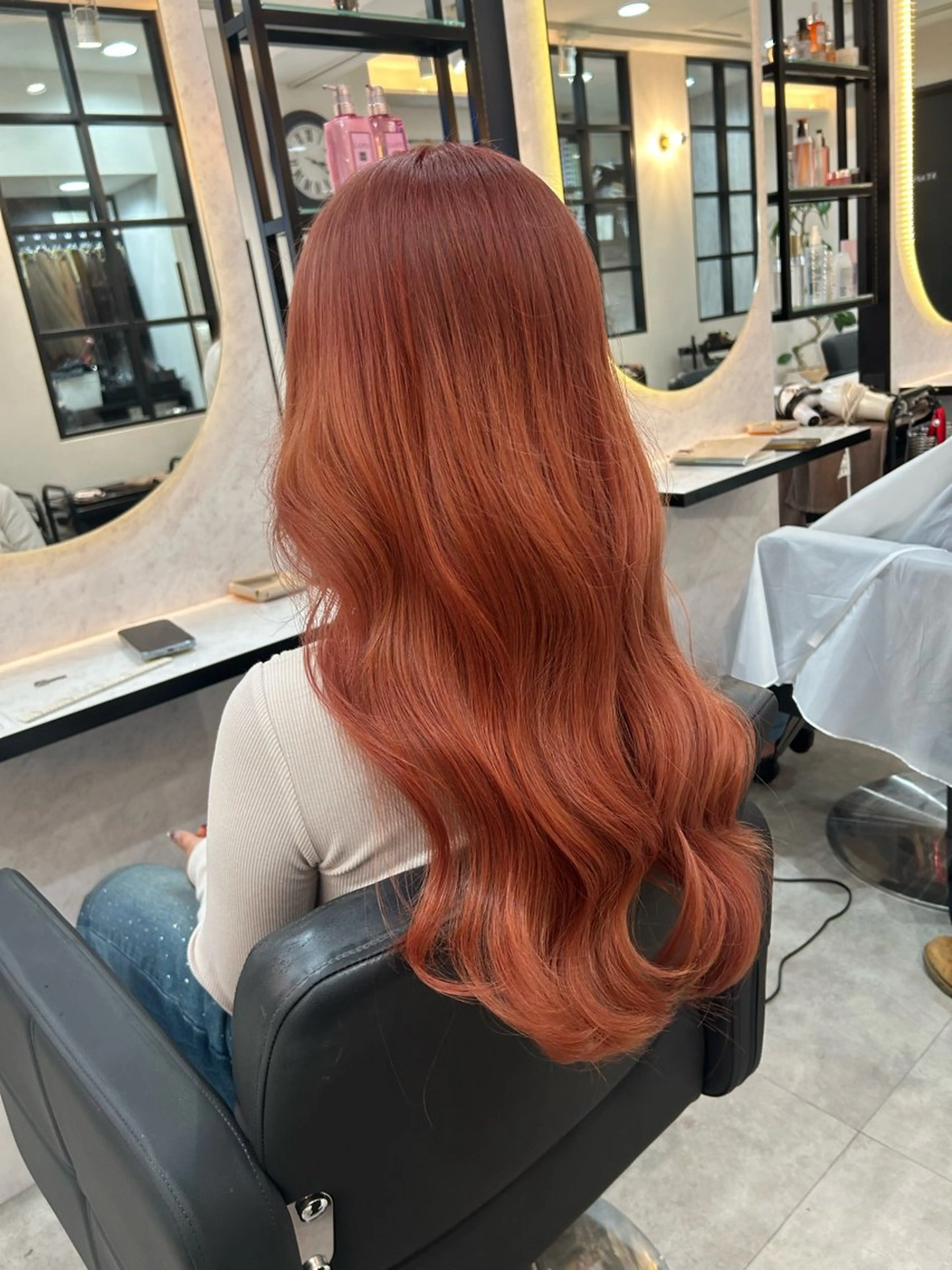 ロング ヘアカラー 副島 響のヘアスタイル