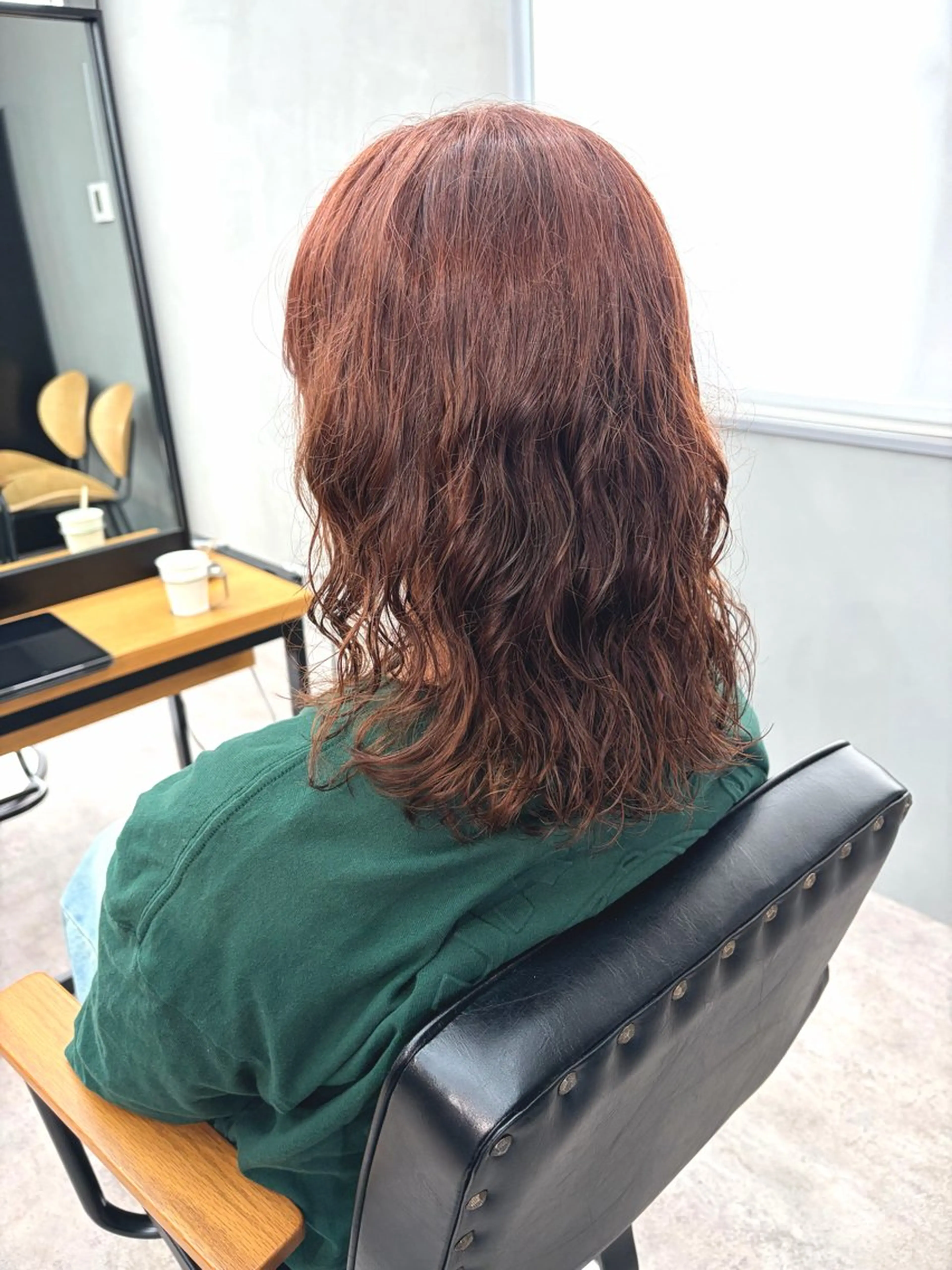 ミディアム パーマ デジタルパーマ カット パーマ トリートメント S. Hitomiのヘアスタイル
