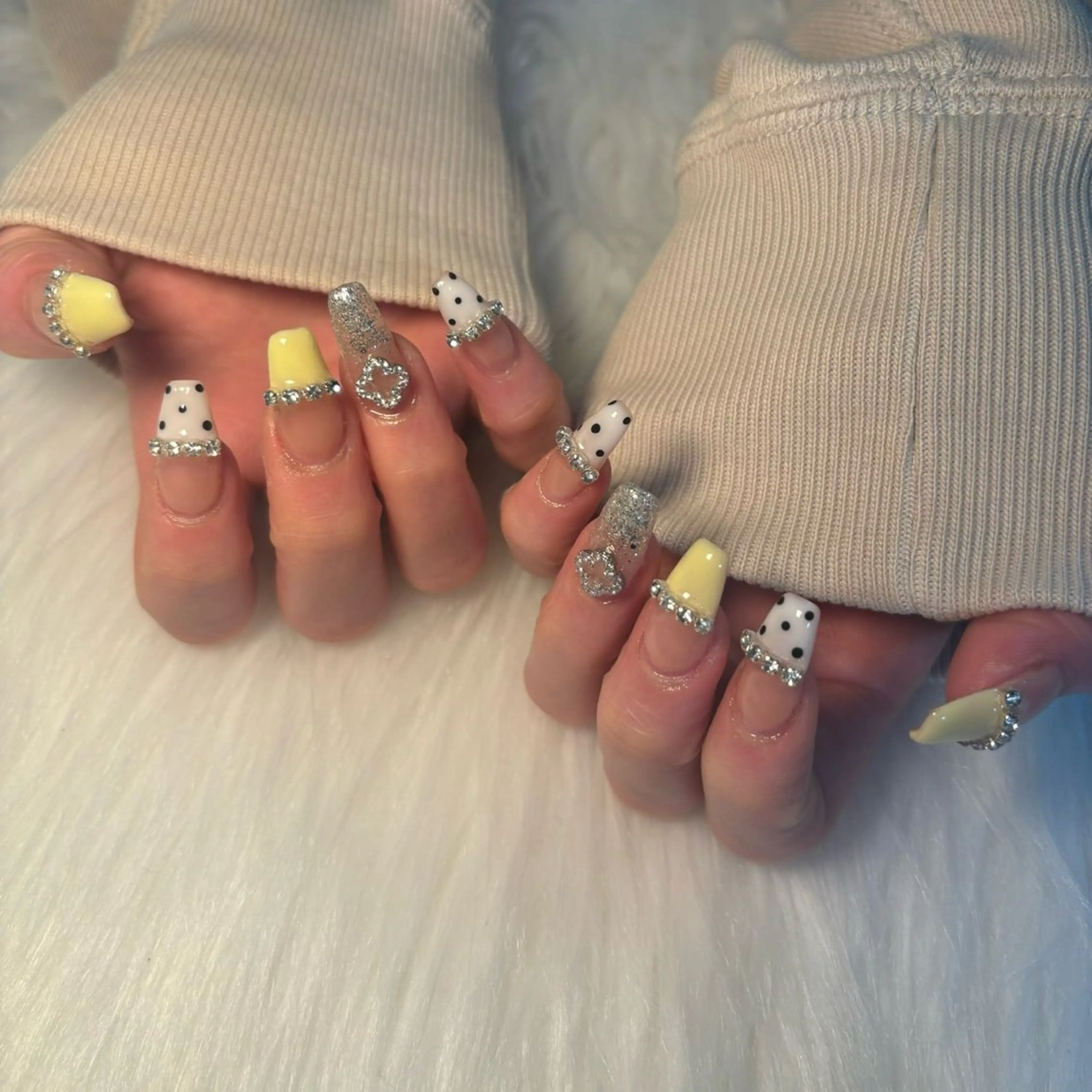 ネイル ハンドネイル 黒川 実祐のネイルデザイン