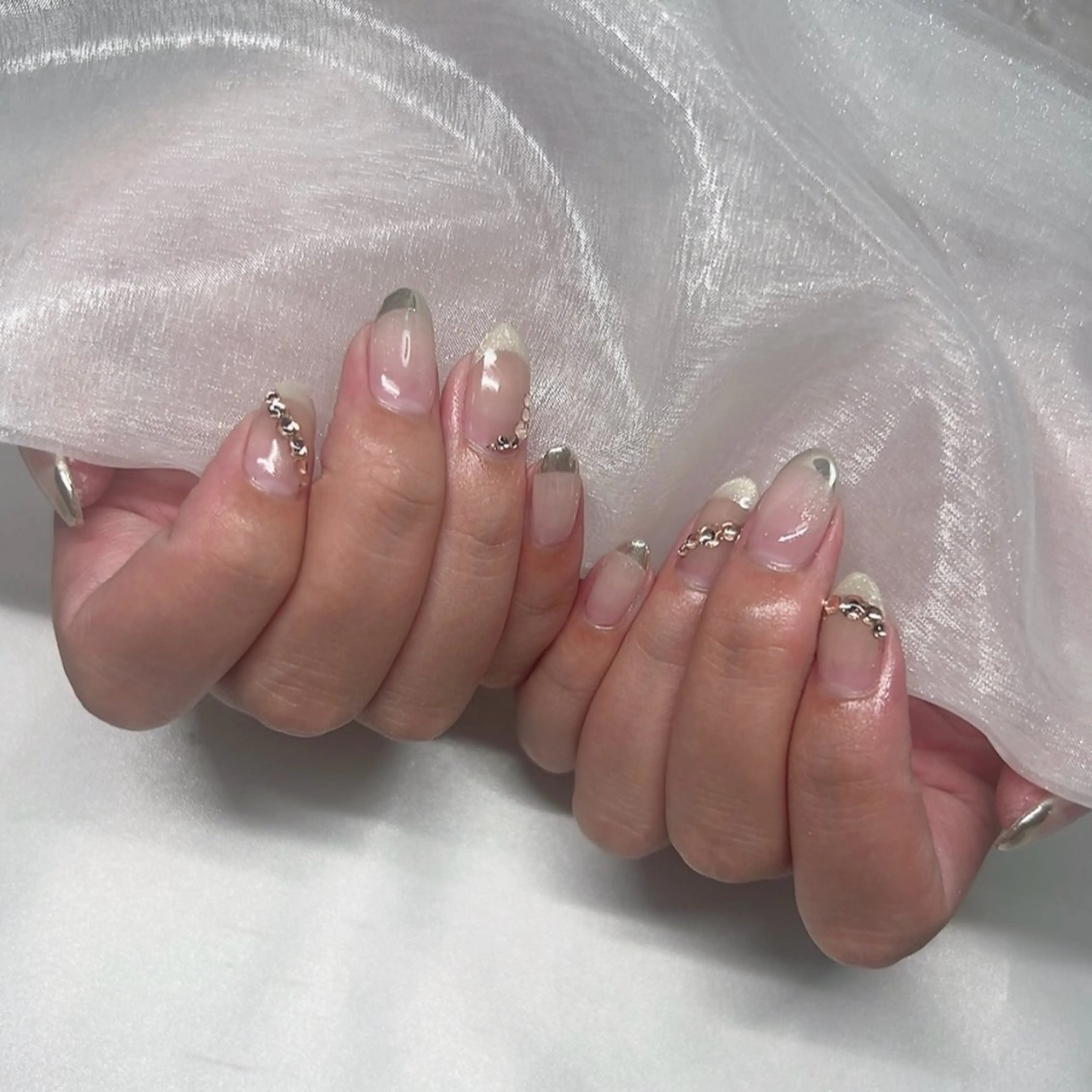 ネイル ジェルネイル 韓国ネイル ラメ(グリッター) マグネットネイル ミラーネイル ハンドネイル -nail salon-Reward所属・nail salon Rewardのネイルデザイン