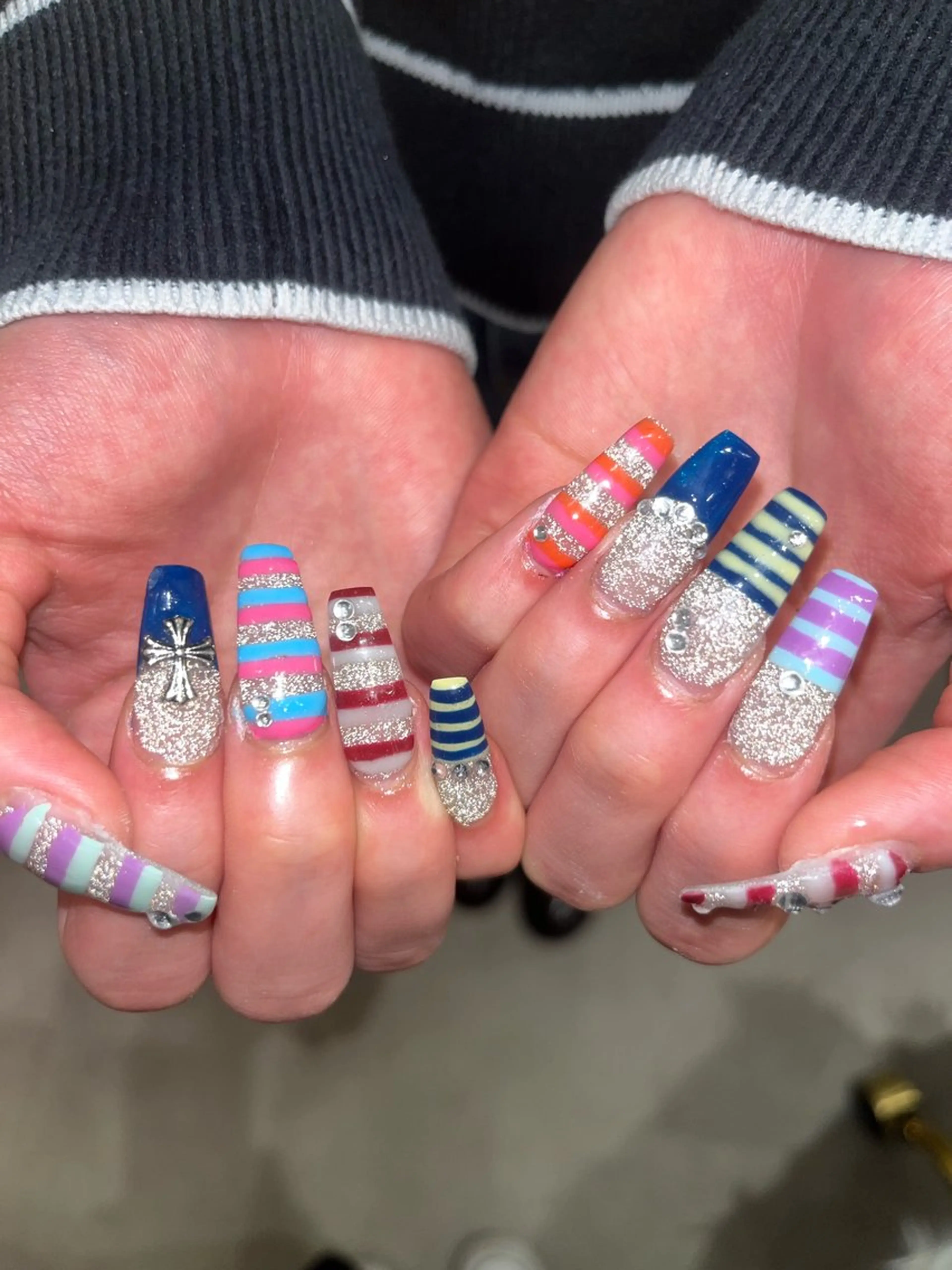 ネイル ボーダー スカルプネイル ネイルチップ ハンドネイル 渋谷ネイルズ所属・taminami Lunaのネイルデザイン