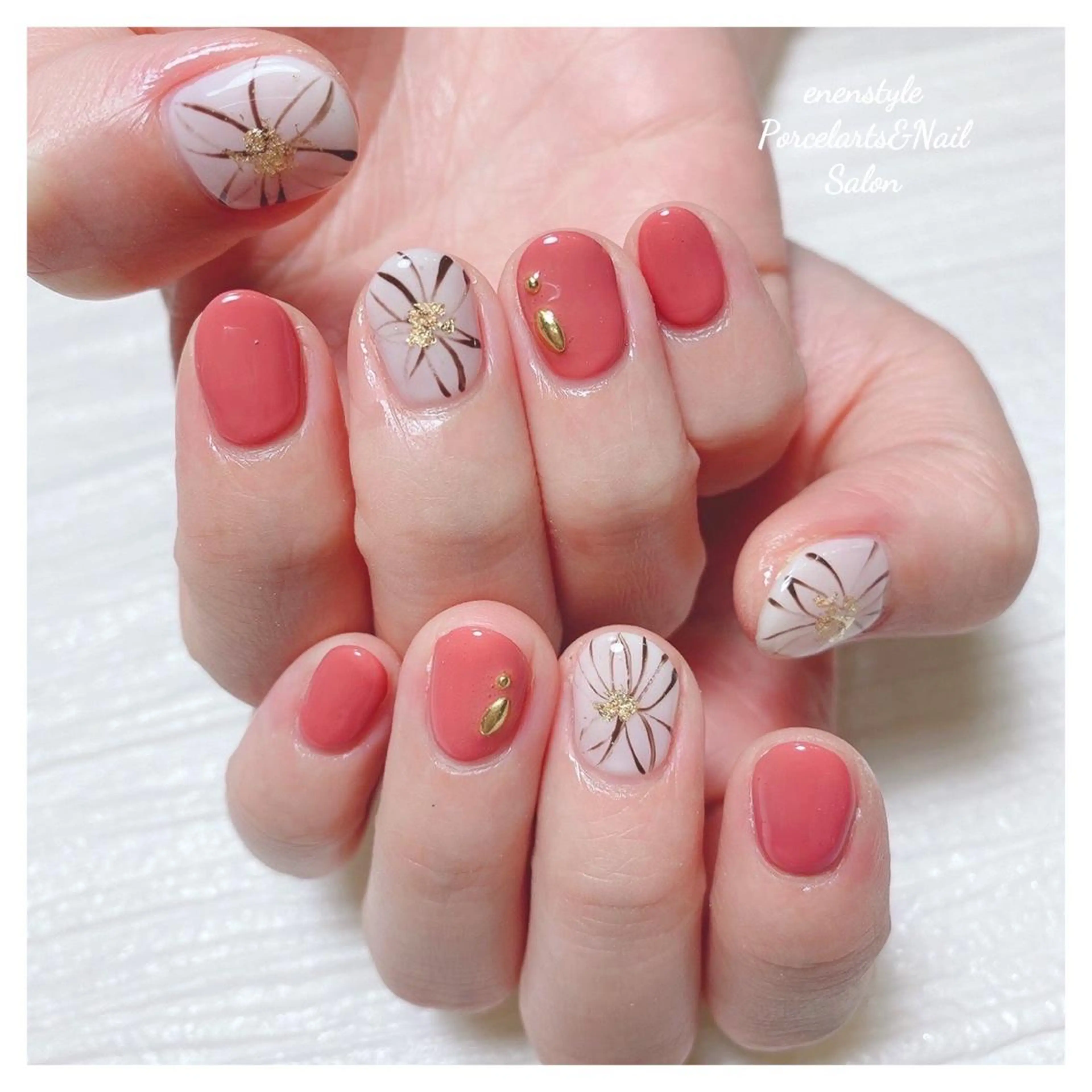 ミディアム ネイル 👑enen style👑のネイルデザイン