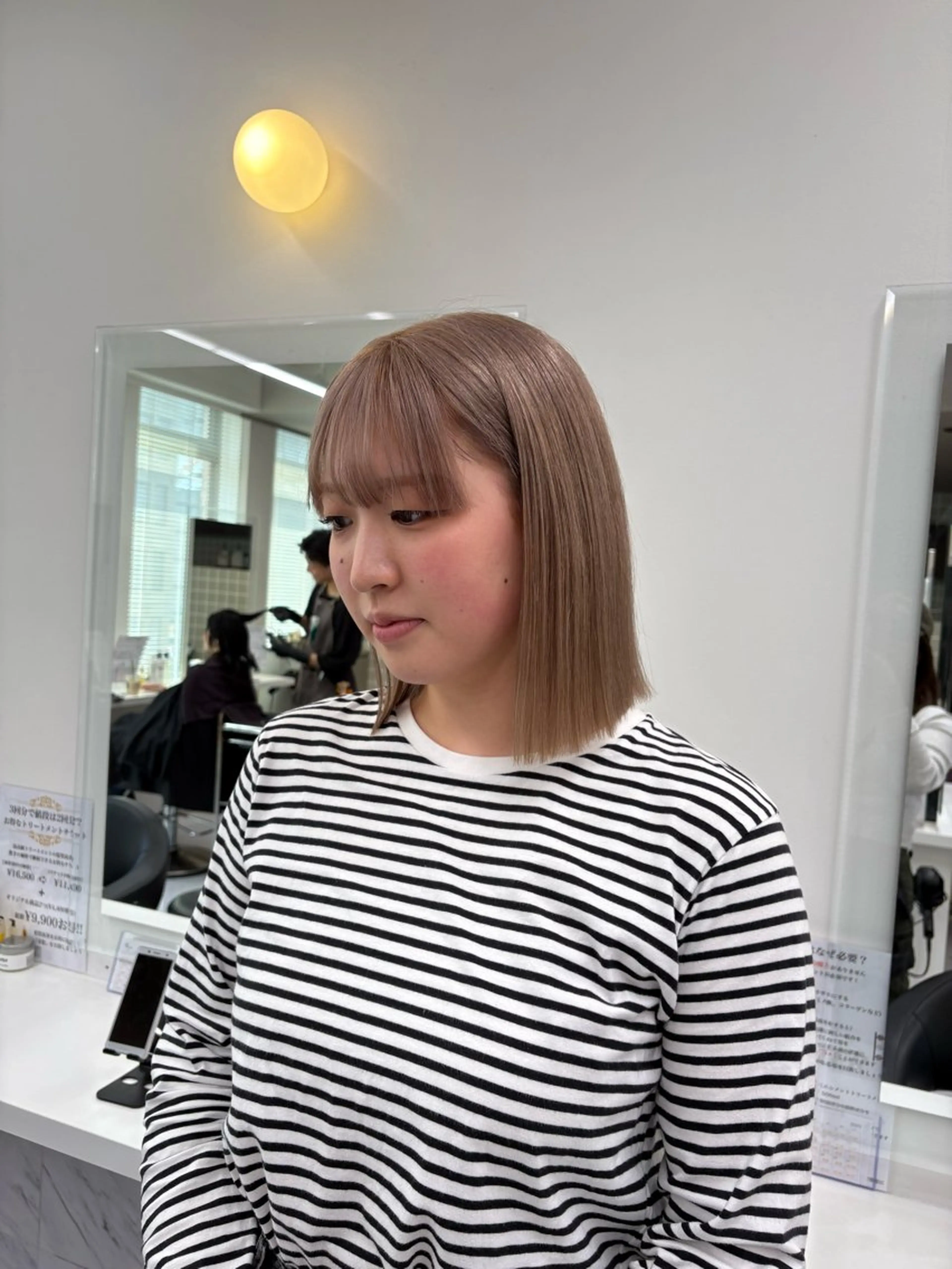 カラー ヘアカラー トリートメント 透明感ベージュ🤎 ナチュラルレイヤーのヘアスタイル