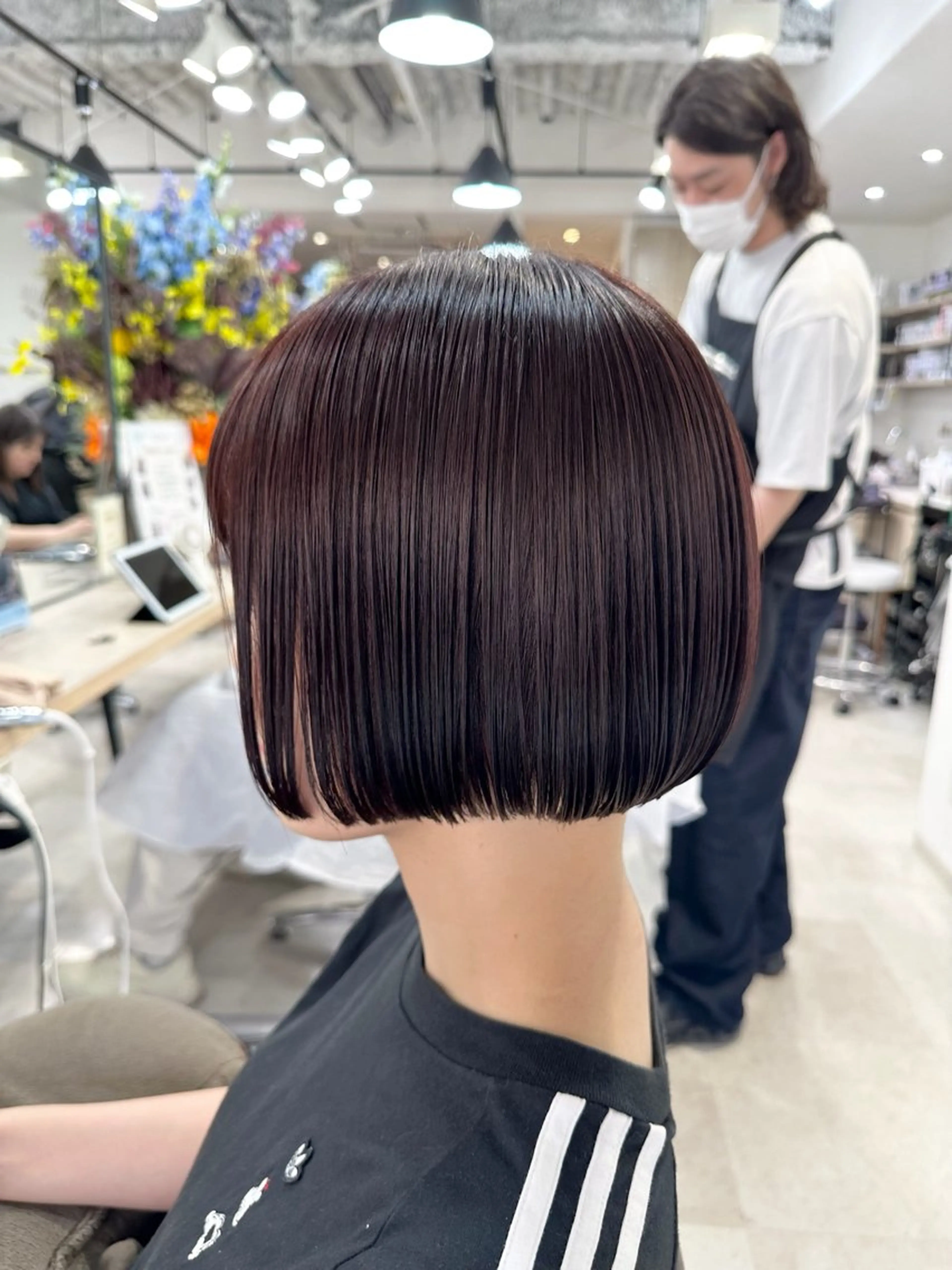 ショート カット 光を纏うツヤ感ロング Natsuki🤍のヘアスタイル
