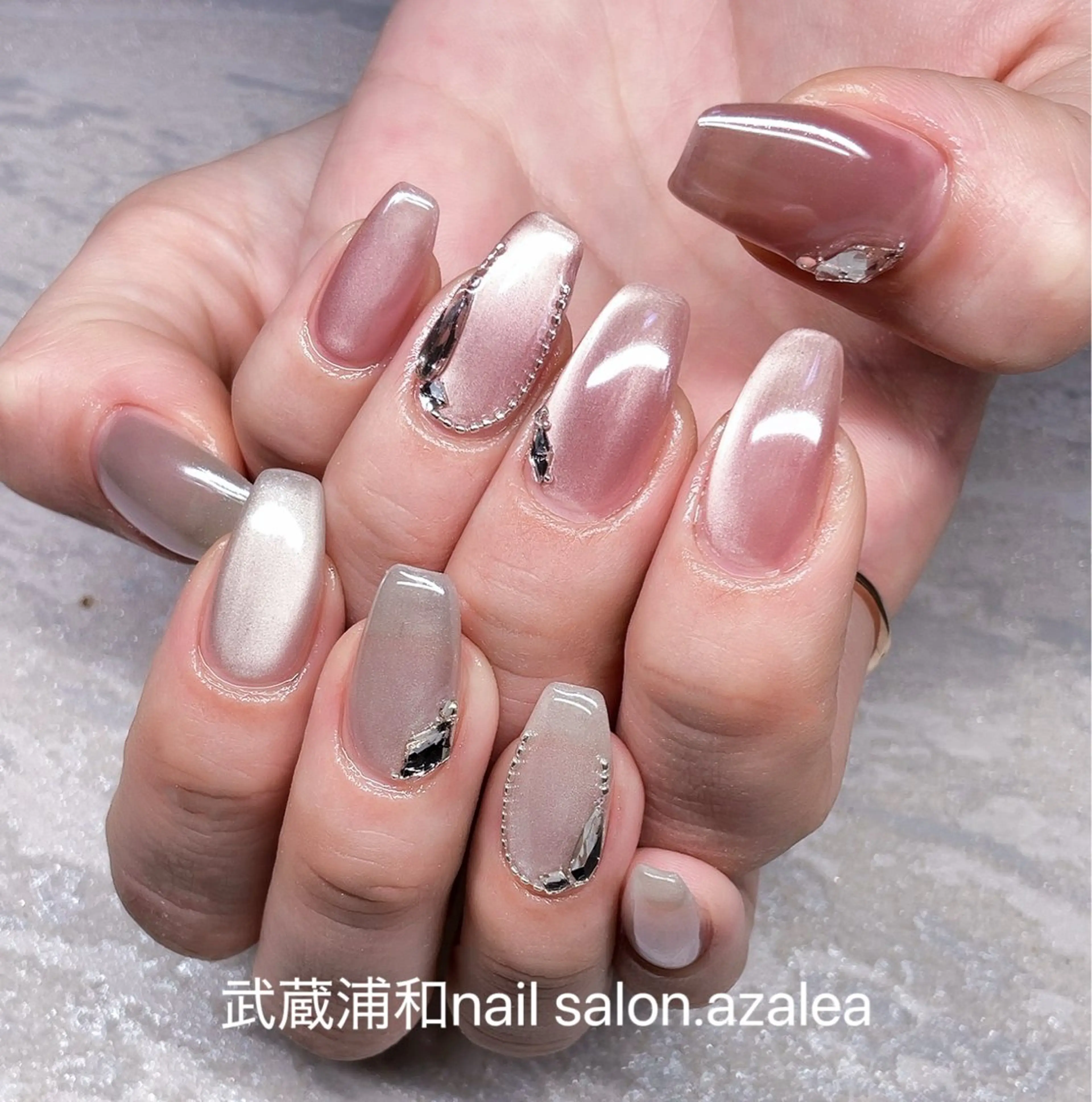 ネイル ハンドネイル R inのネイルデザイン