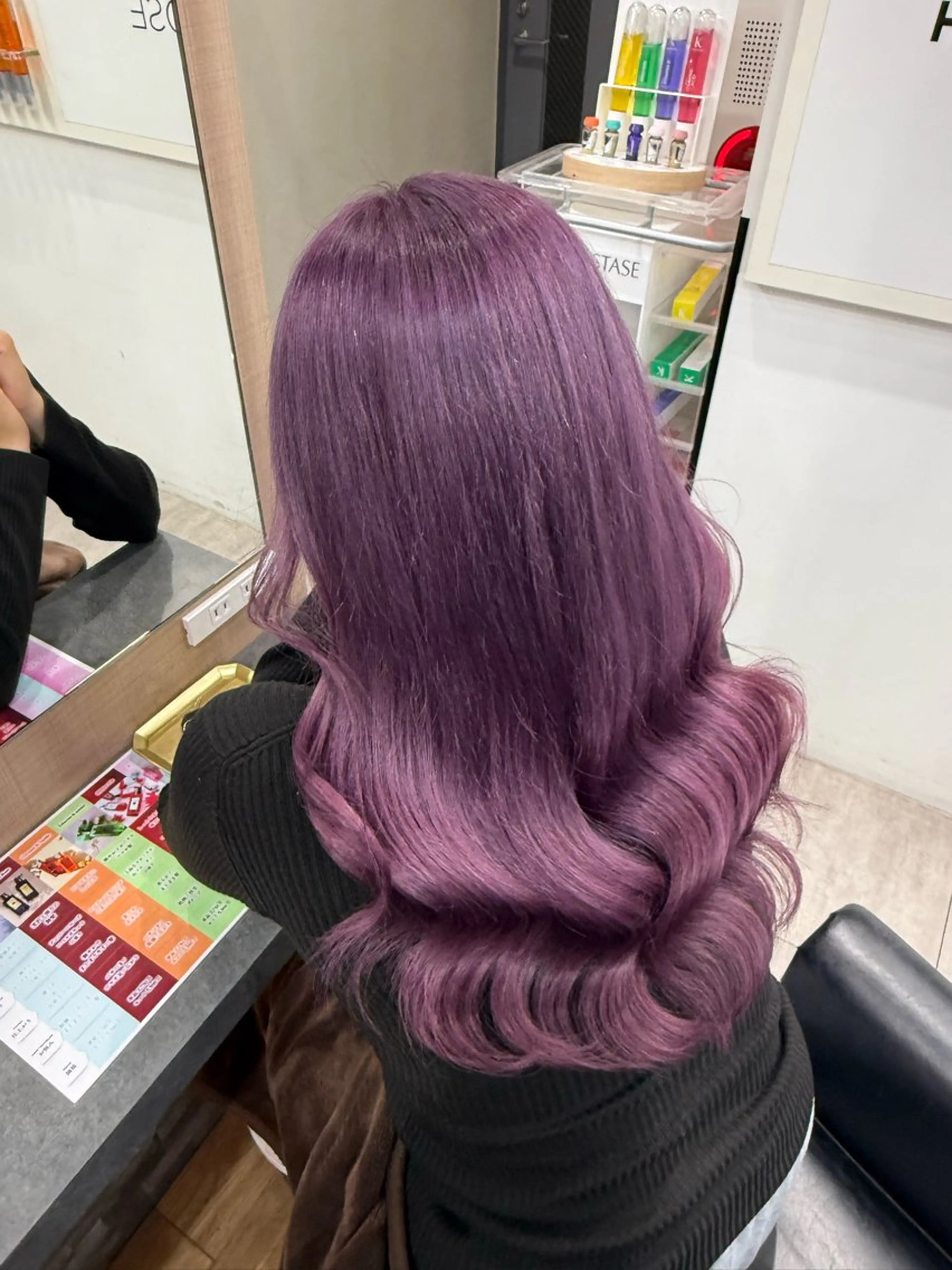 🫧ブリーチ（リタッチ)➕カラー➕トリートメント➕整えカット【⚠️月曜日・金曜日❌】(原色/暖色/寒色/インナーカラー)の写真