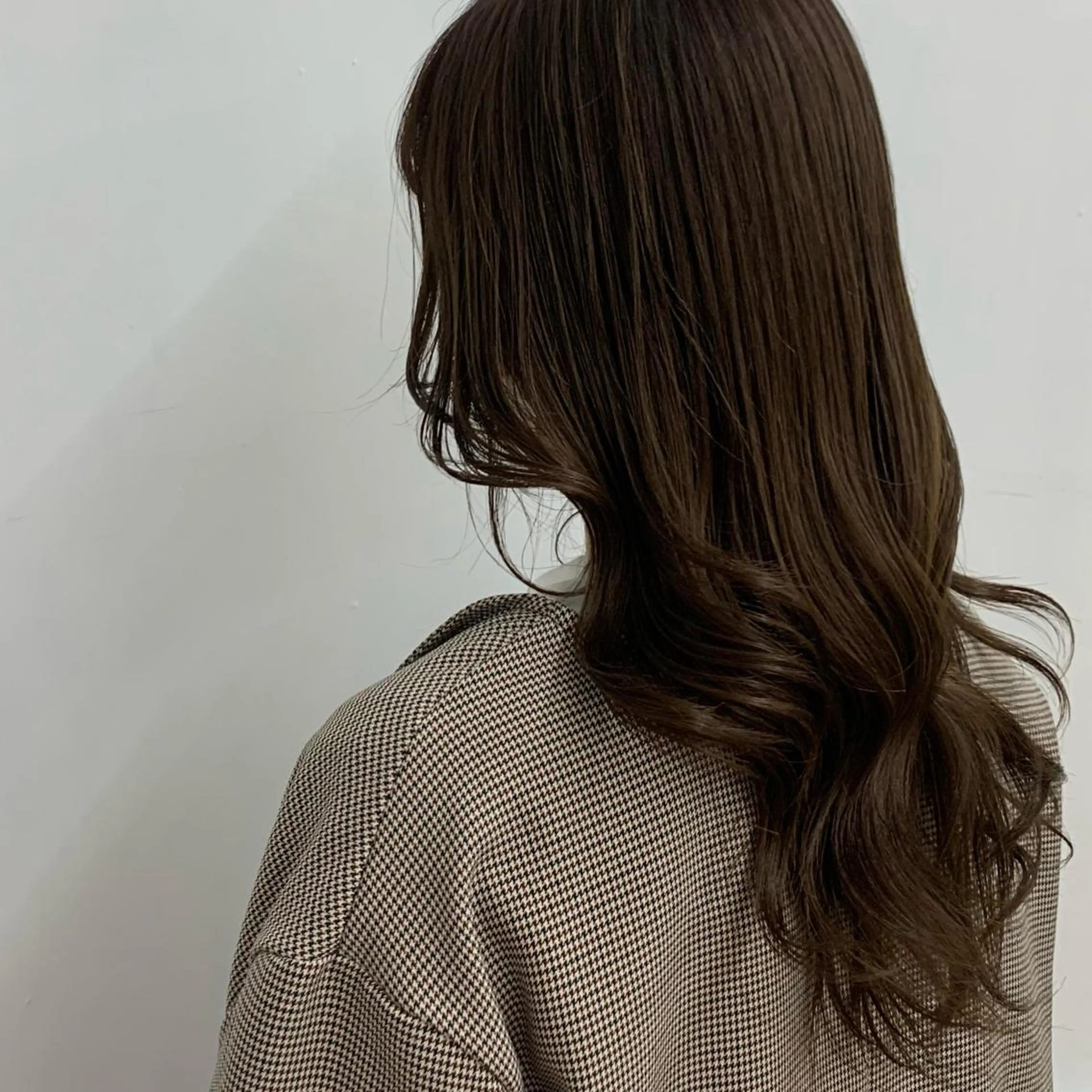 セミロング カラー ブラウンカラー レイヤーカット レイヤーカット 🌿透け感カラーのヘアスタイル