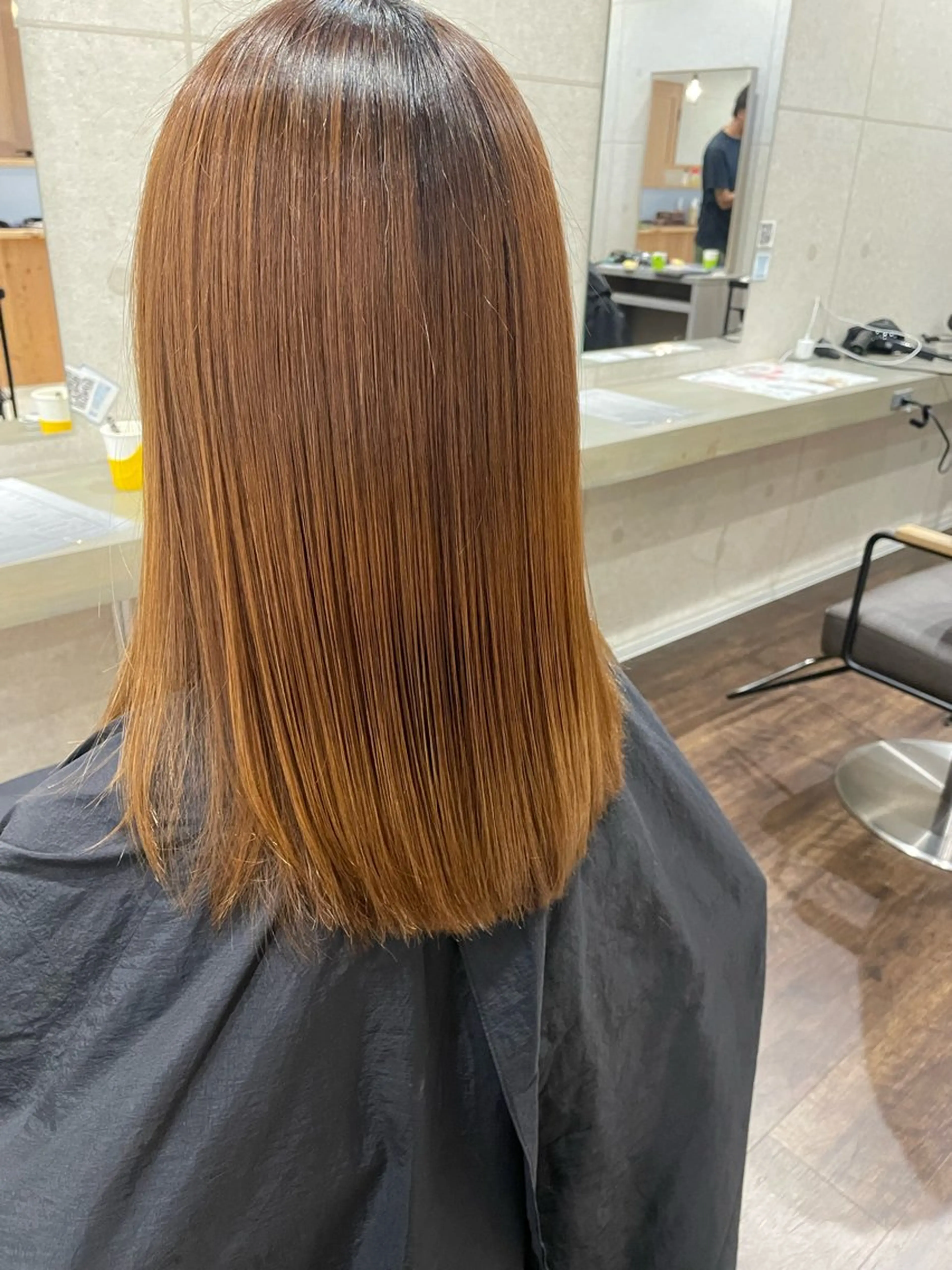 セミロング カラー ブリーチ トリートメント トリートメント 金森 斗夢のヘアスタイル