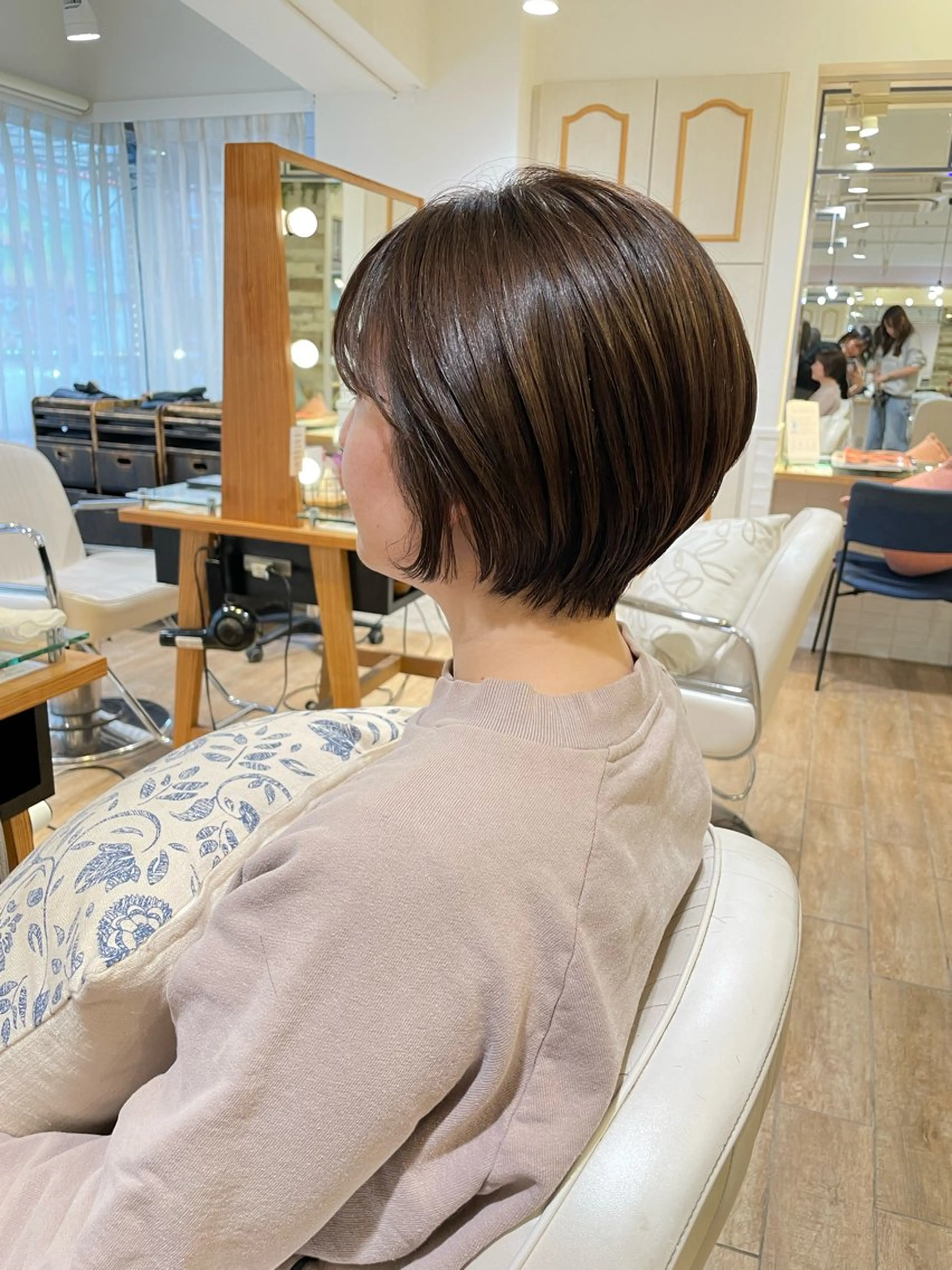 ショート Neolive 千尋のヘアスタイル