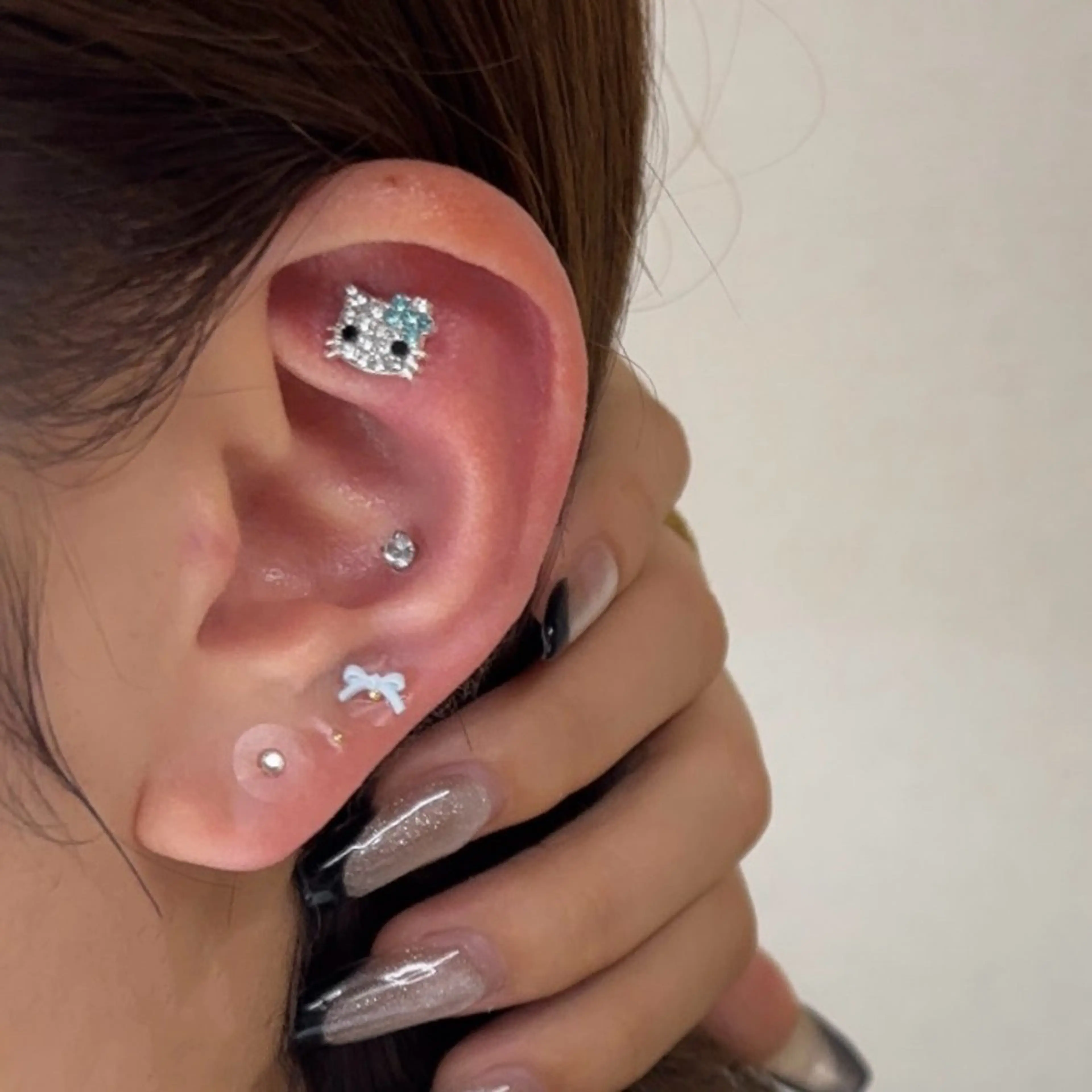 耳ツボジュエリー10粒🌼♡ お好きなパーツをお選びいただけます🎀の写真