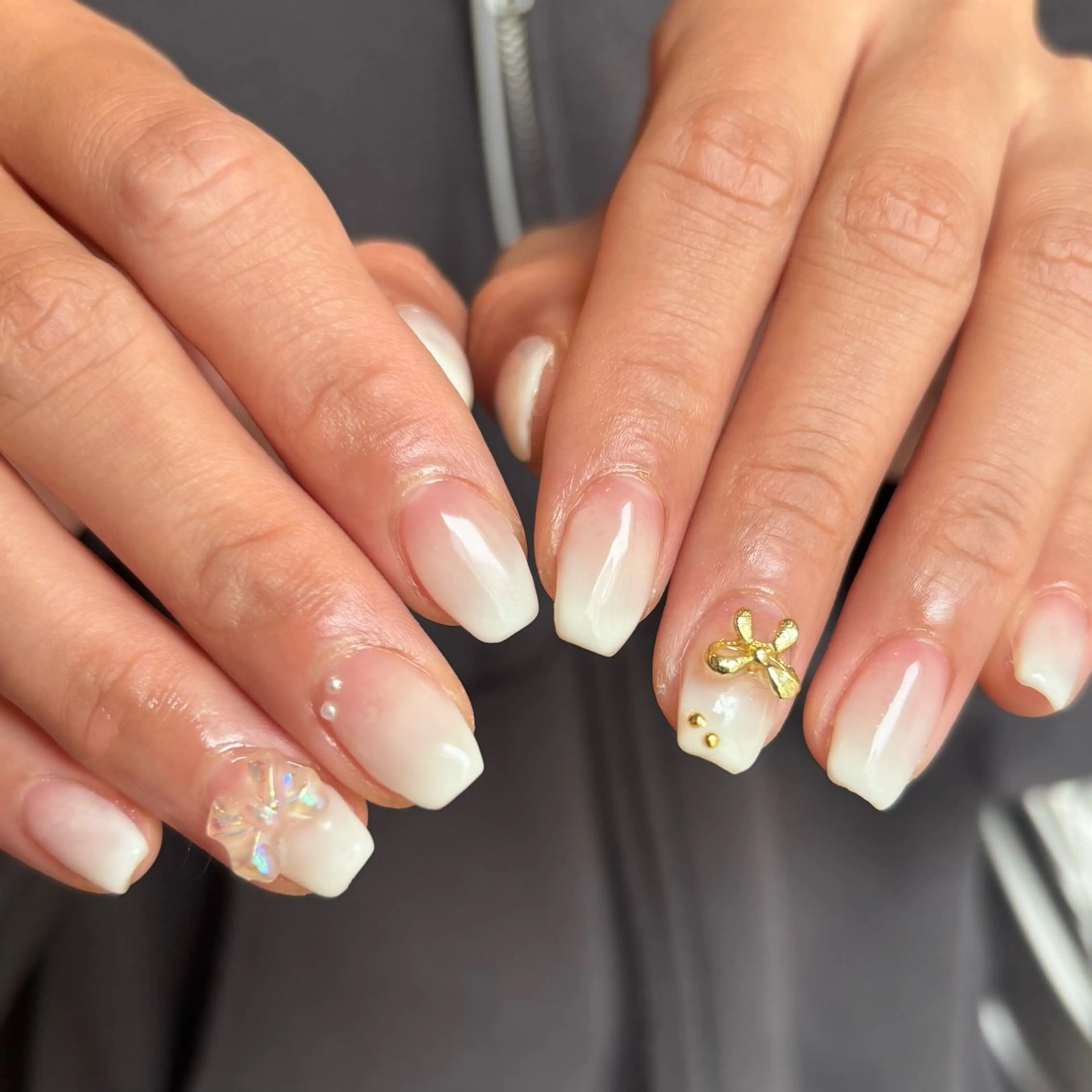 ネイル グラデーション ハンドネイル scré as Ételのネイルデザイン