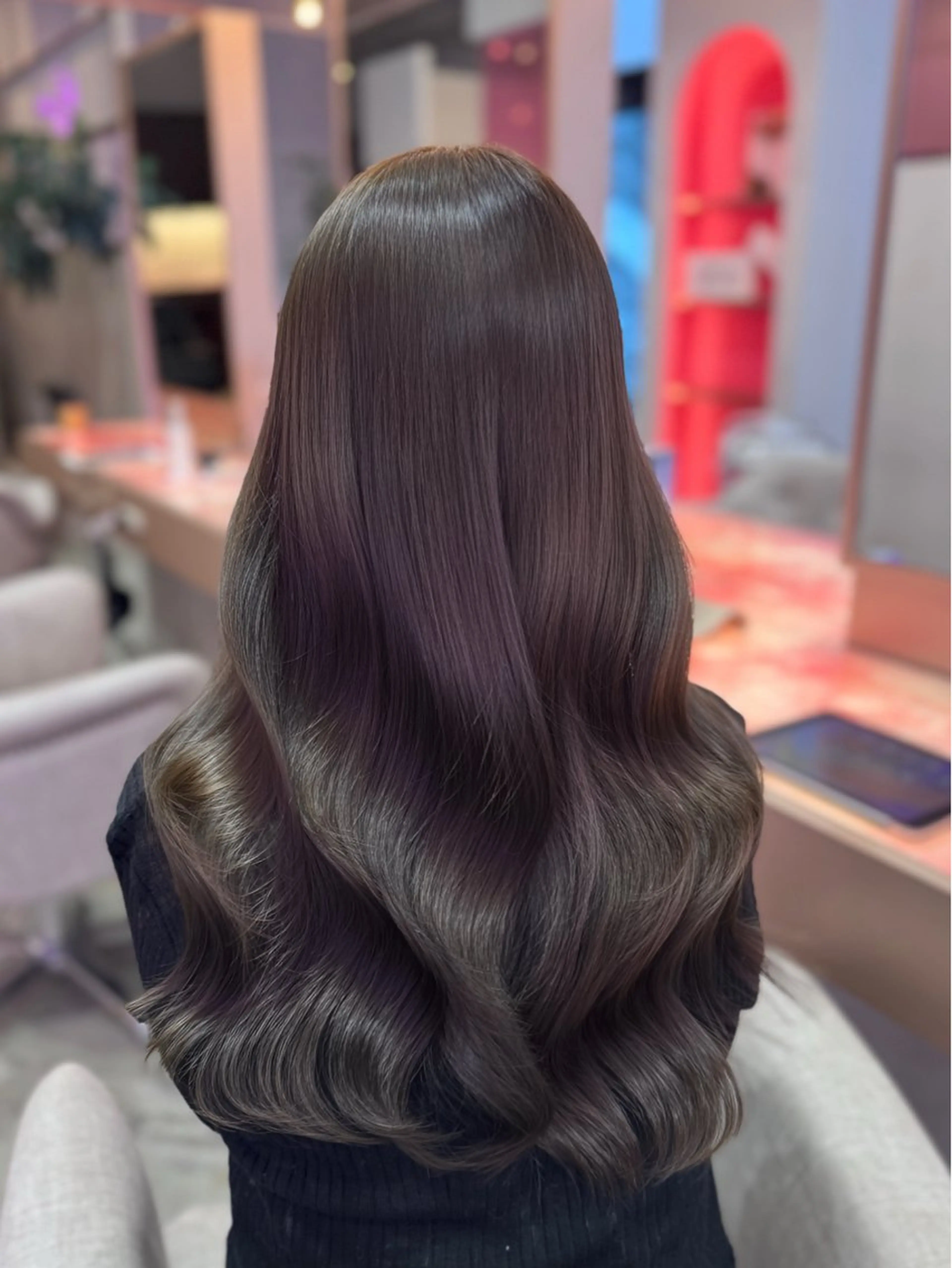 ロング ヘアカラー 艶カラー✨レイヤー 𝐚𝐲𝐚𝐤𝐚のヘアスタイル