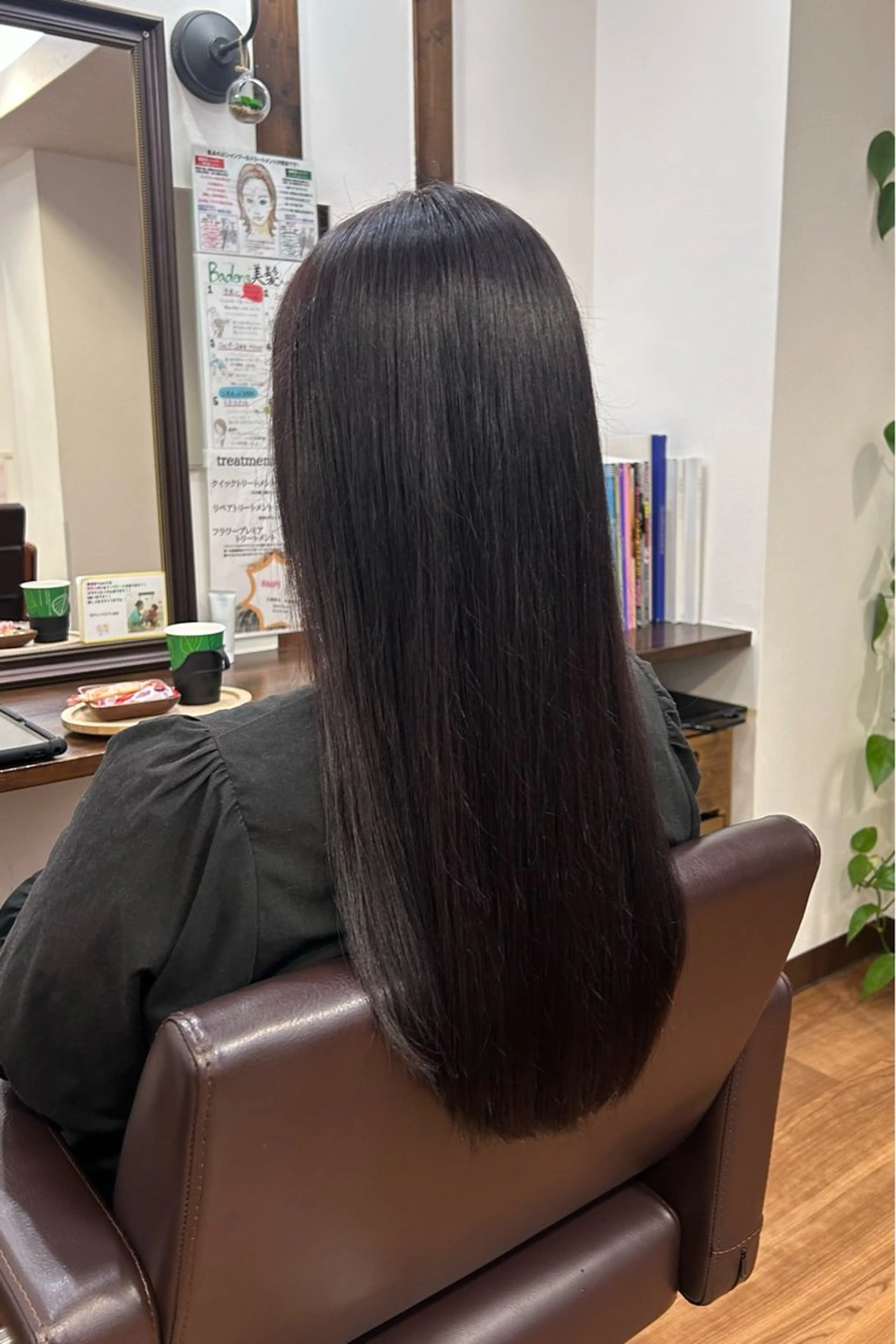 ロング カラー ブラウンカラー ピンクカラー ピンクブラウン 原田 歩実のヘアスタイル
