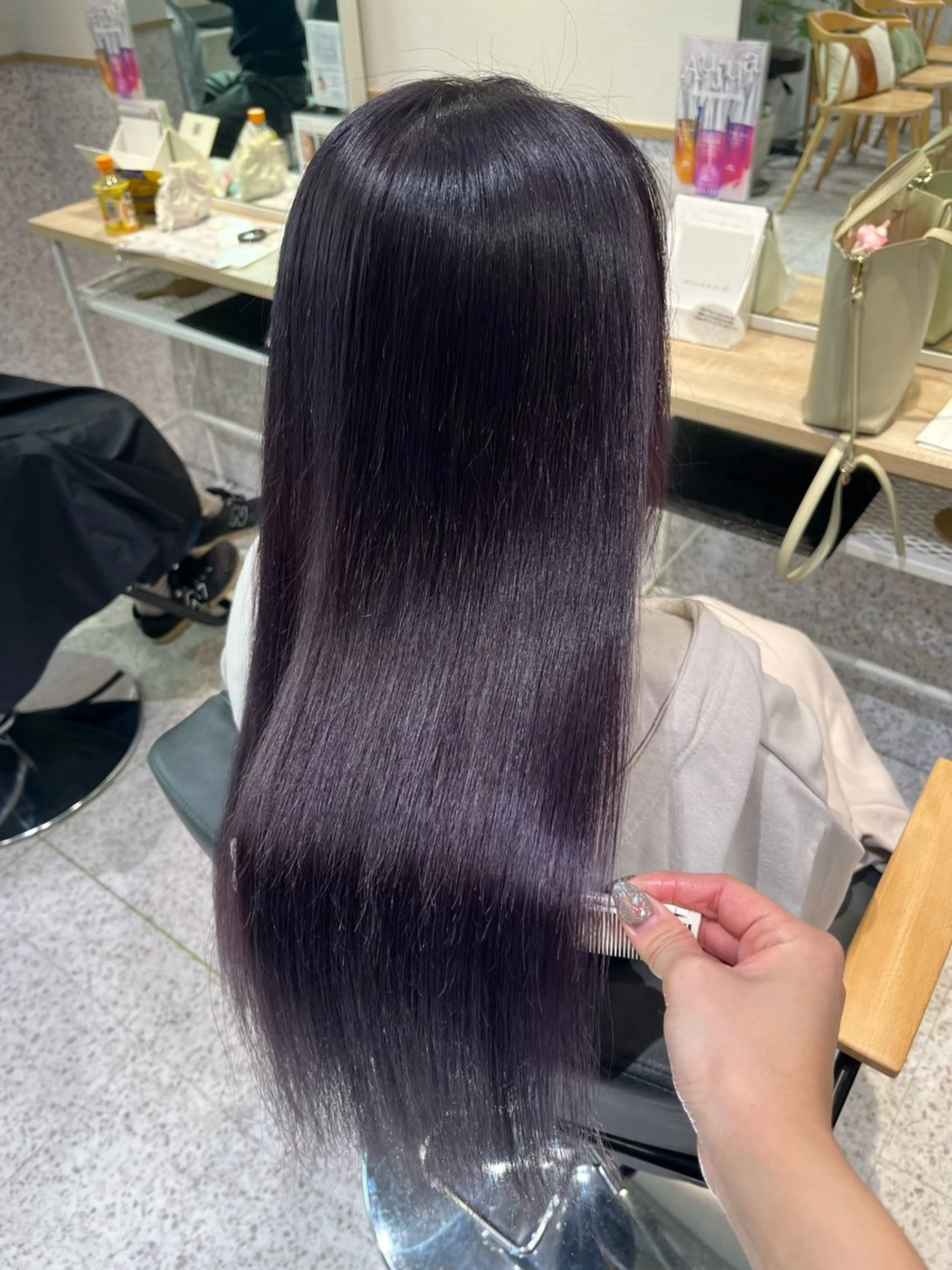 ロング カラー ブリーチ ブリーチなしカラー 顔周りカット 髪質改善 ロング 髪質改善&艶カラー/ ほんだあみ (♡)のヘアスタイル