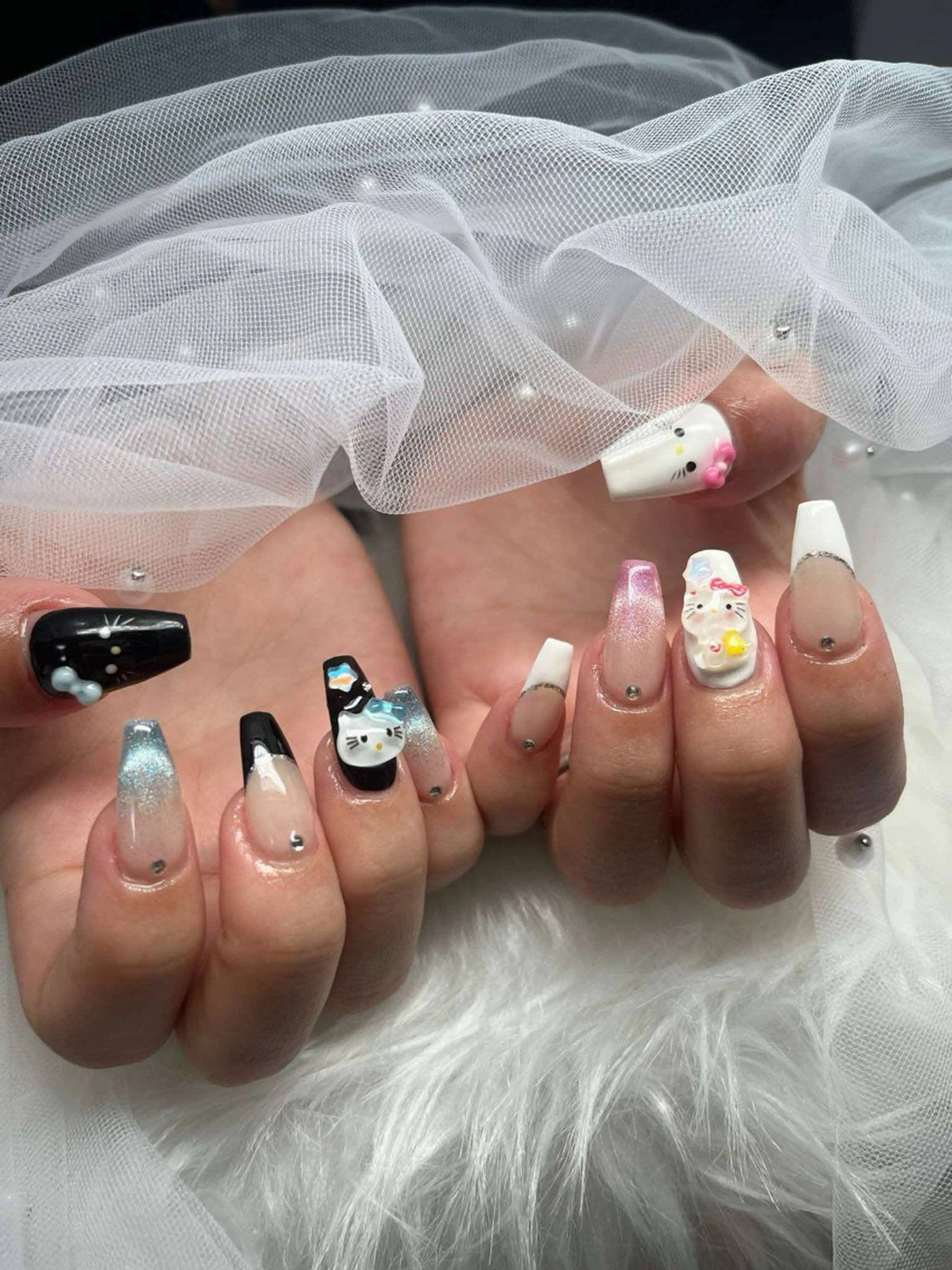 ネイル フレンチネイル ジェルネイル ハロウィン キラキラネイル 韓国ネイル H.baby Nail Salonのネイルデザイン