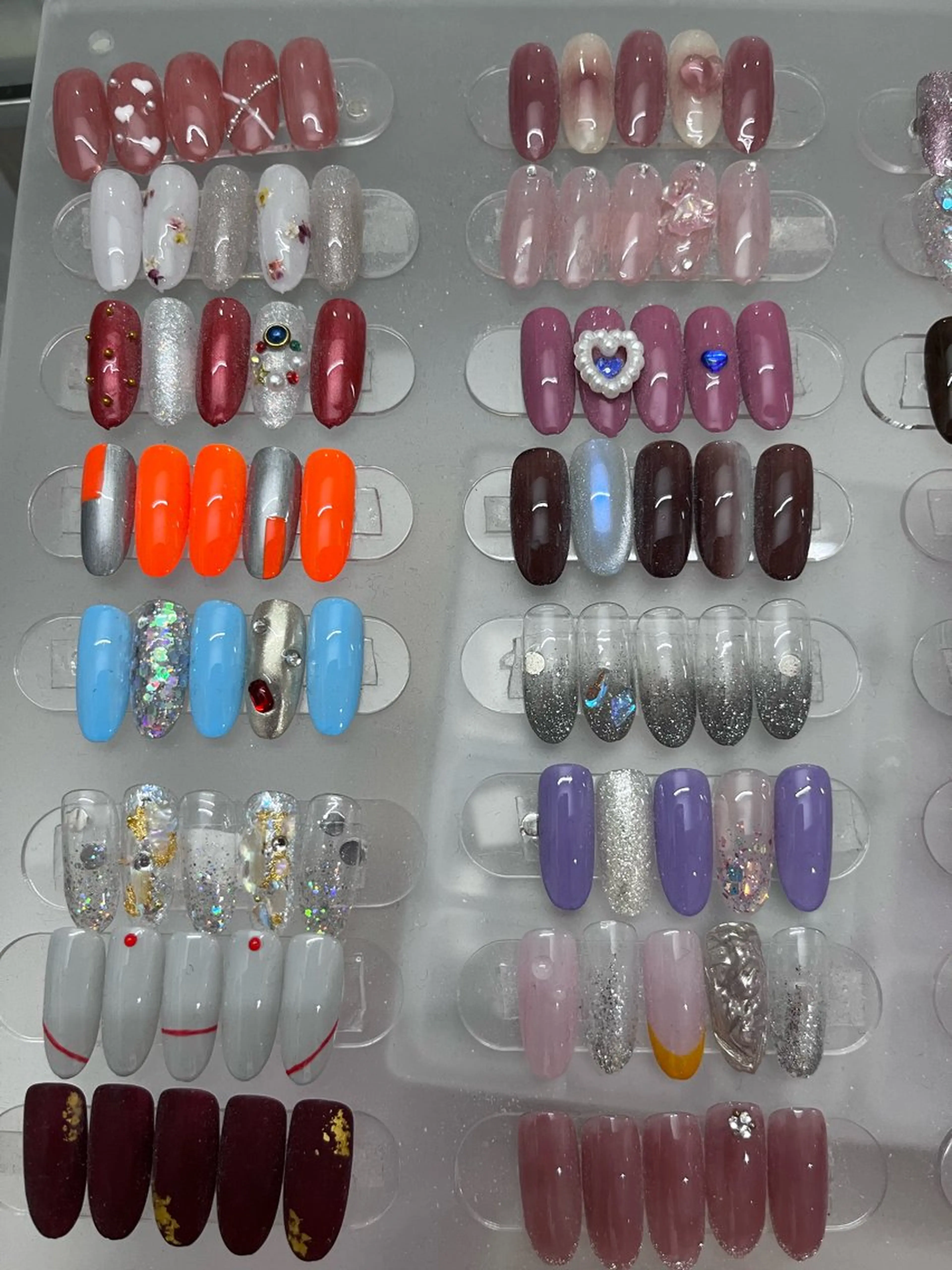 ネイル ハンドネイル MoonNail ユリ🌸のネイルデザイン