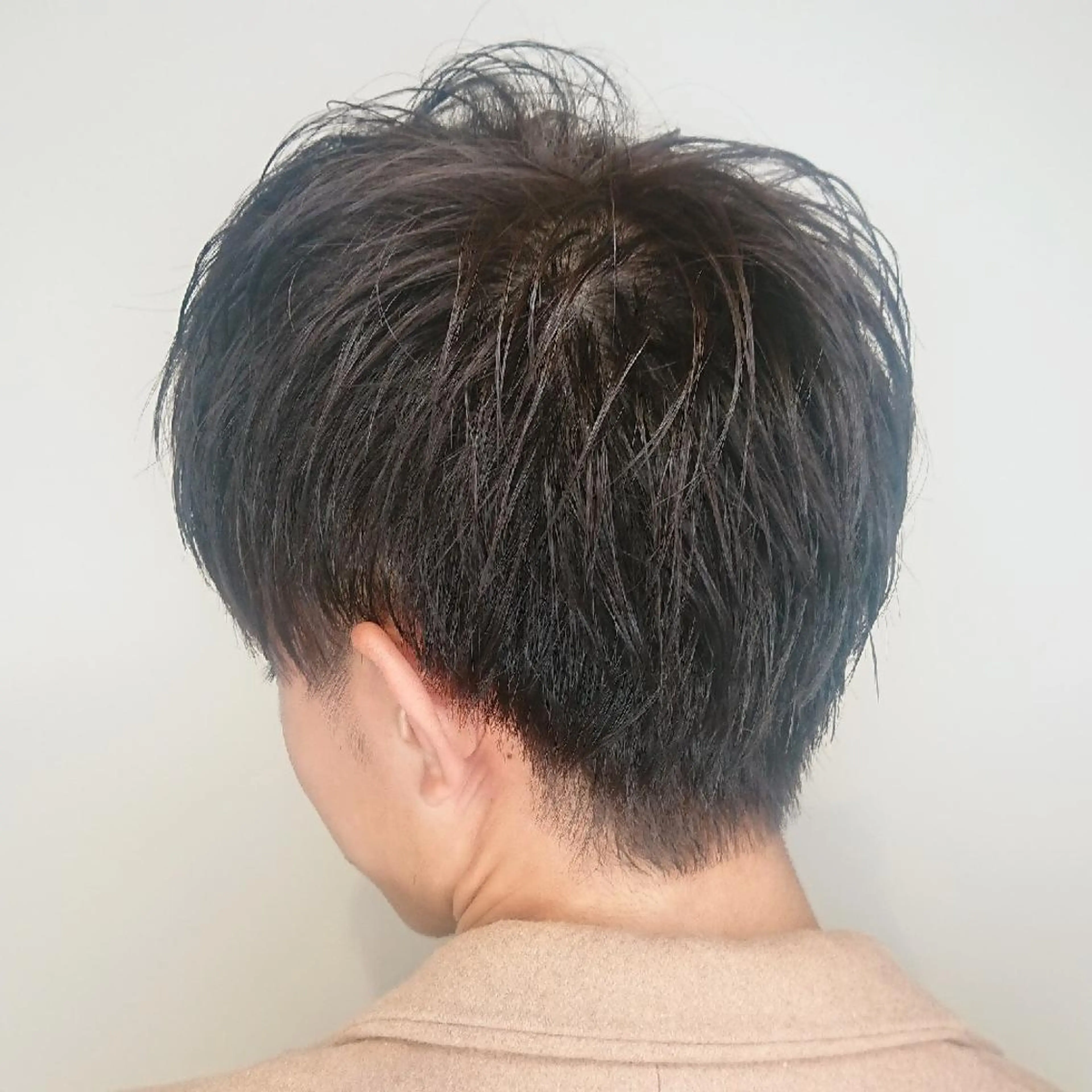 メンズ アップバング メンズブリーチ マッシュ メンズパーマ カット パーマ ブリーチ/ヘアケア/ 艶髪/イギチハルのヘアスタイル