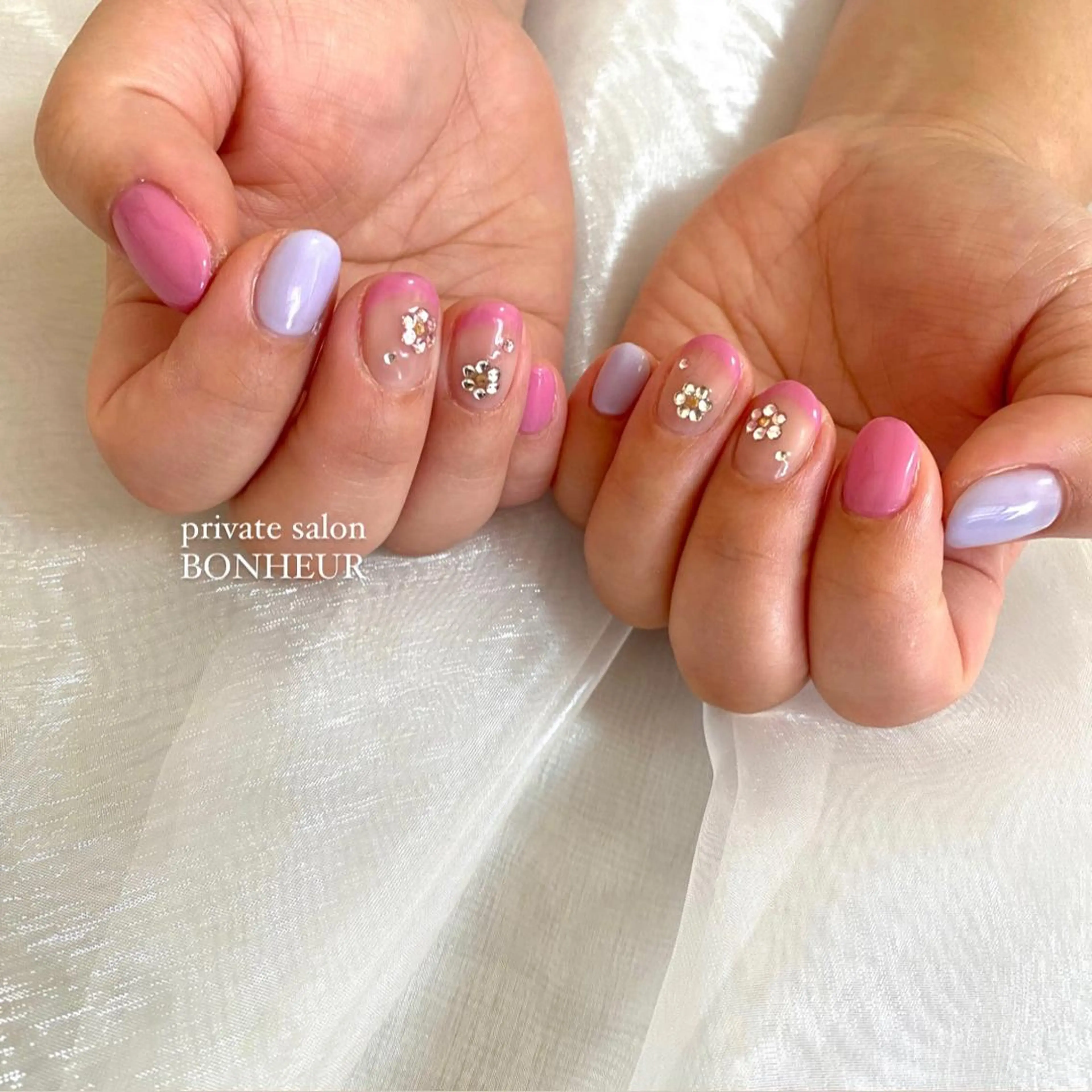 ネイル ハンドネイル BONHEUR Annaのネイルデザイン