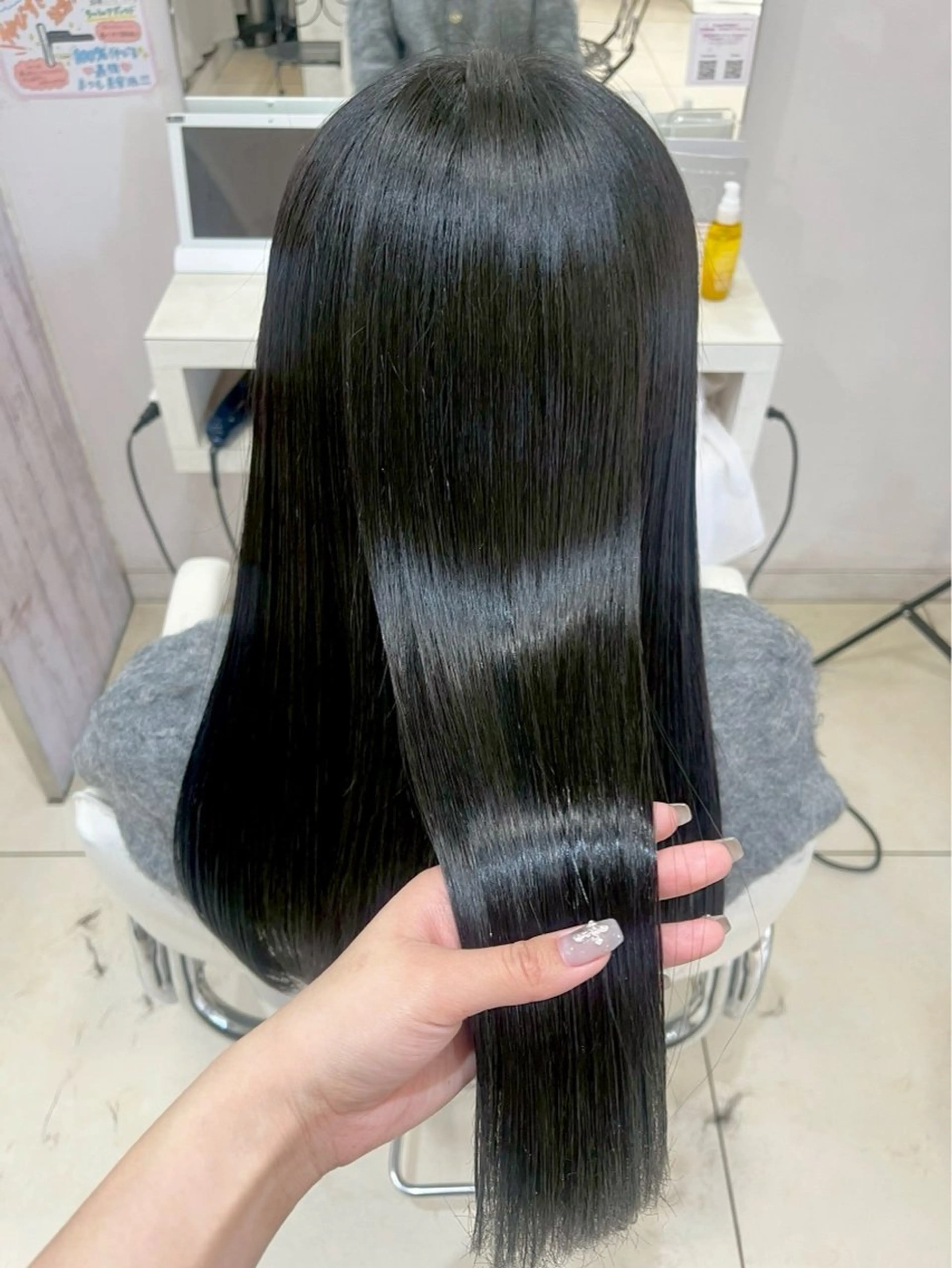 カラー ヘアカラー トリートメント [髪質改善カラー] 光^._.^の眉毛・アイブロウイメージ