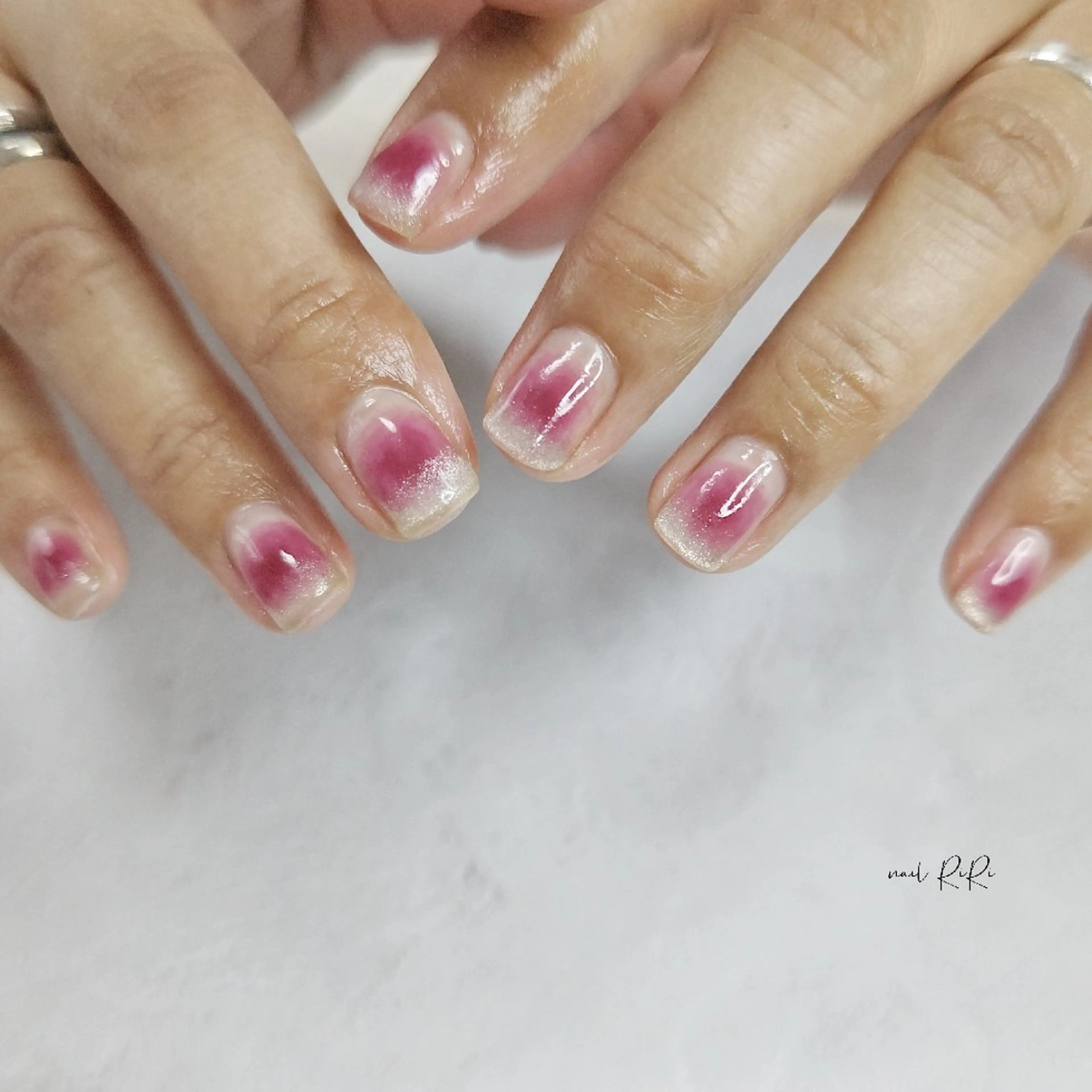 ネイル フレンチネイル マグネットネイル マグネットフレンチ nail RiRi アトレナチュラのエステ・リラクイメージ