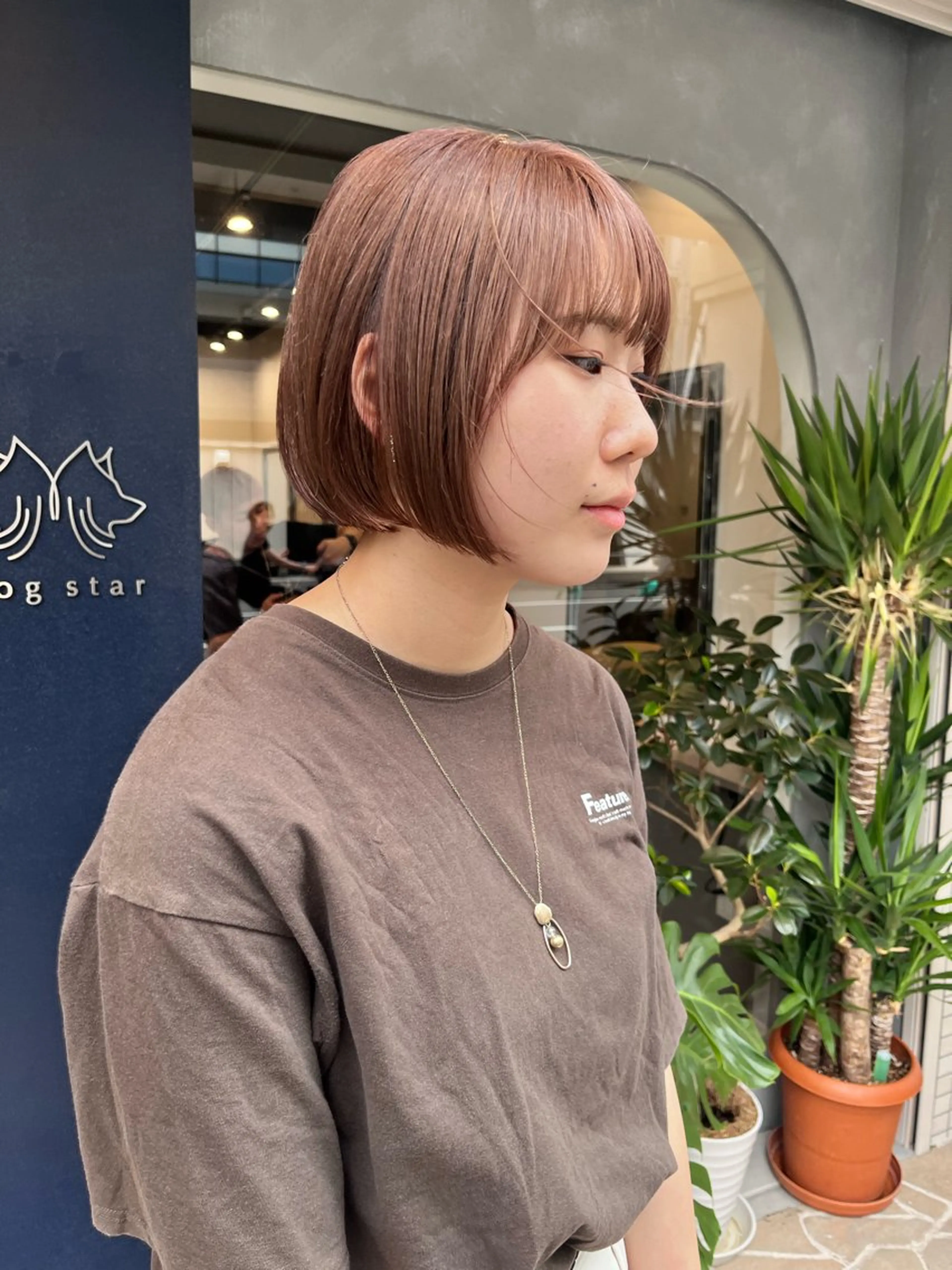 ショート カラー ベージュカラー ブリーチ ボブ カット dogstar小林諒 パーマ/レイヤーのヘアスタイル