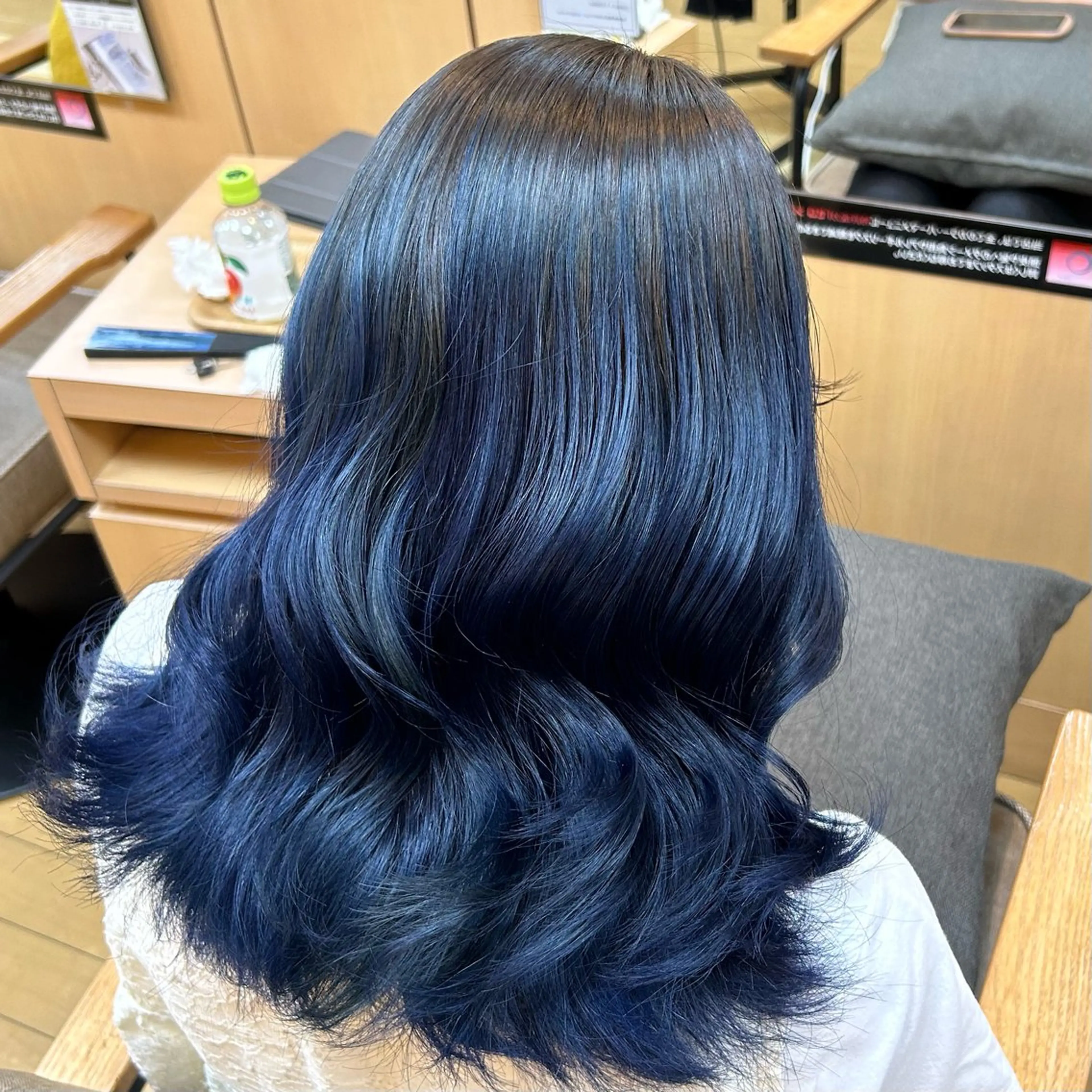 ミディアム カラー ベージュカラー ブリーチ ブルーカラー ブラウンカラー グラデーションカラー ヘアカラー ヘッドスパ 🎀井田 愛梨 /ツヤ感カラー🎀のマツエク・マツパデザイン