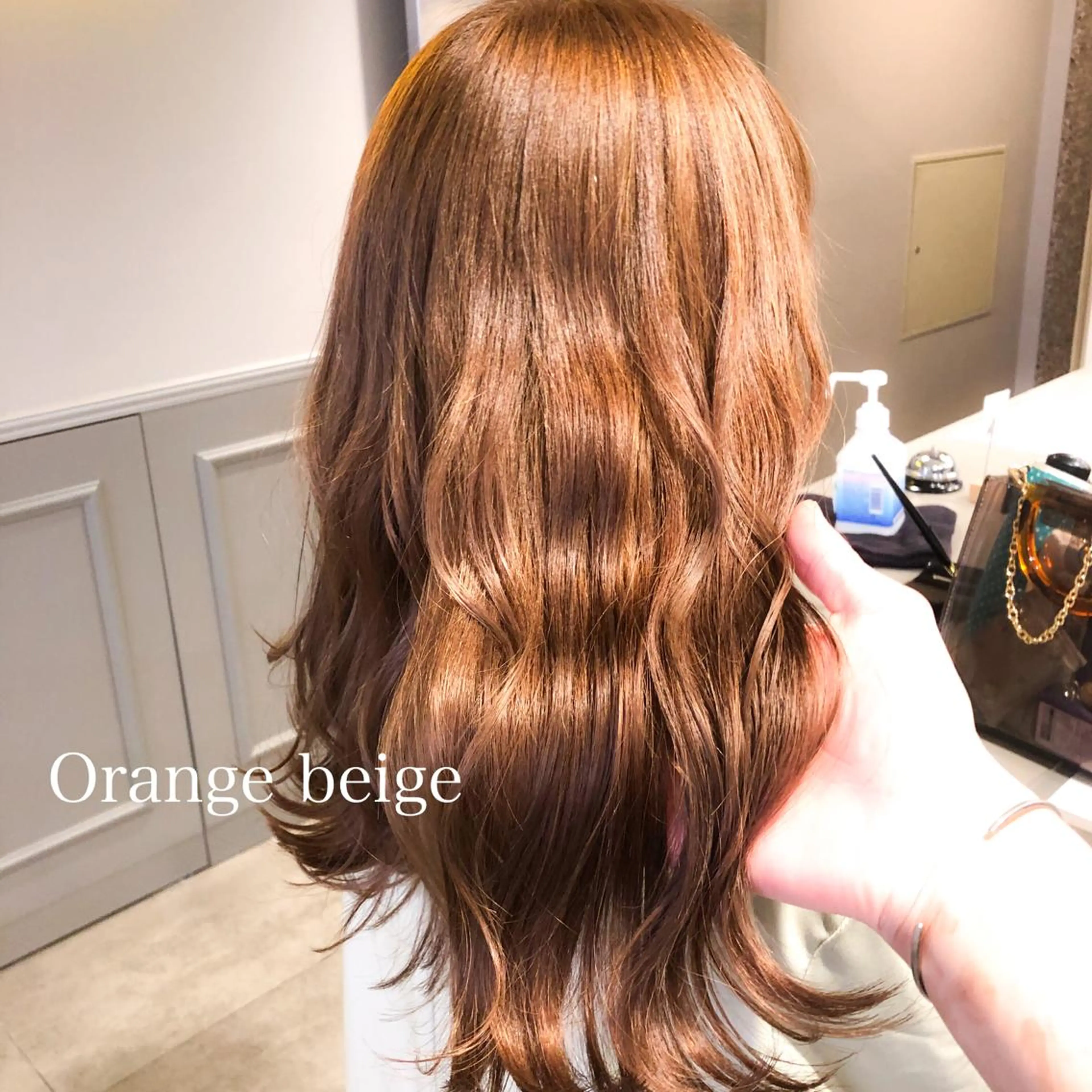 ロング カラー ヘアカラー トリートメント ハイトーン×レイヤー カットTAKUMIのヘアスタイル