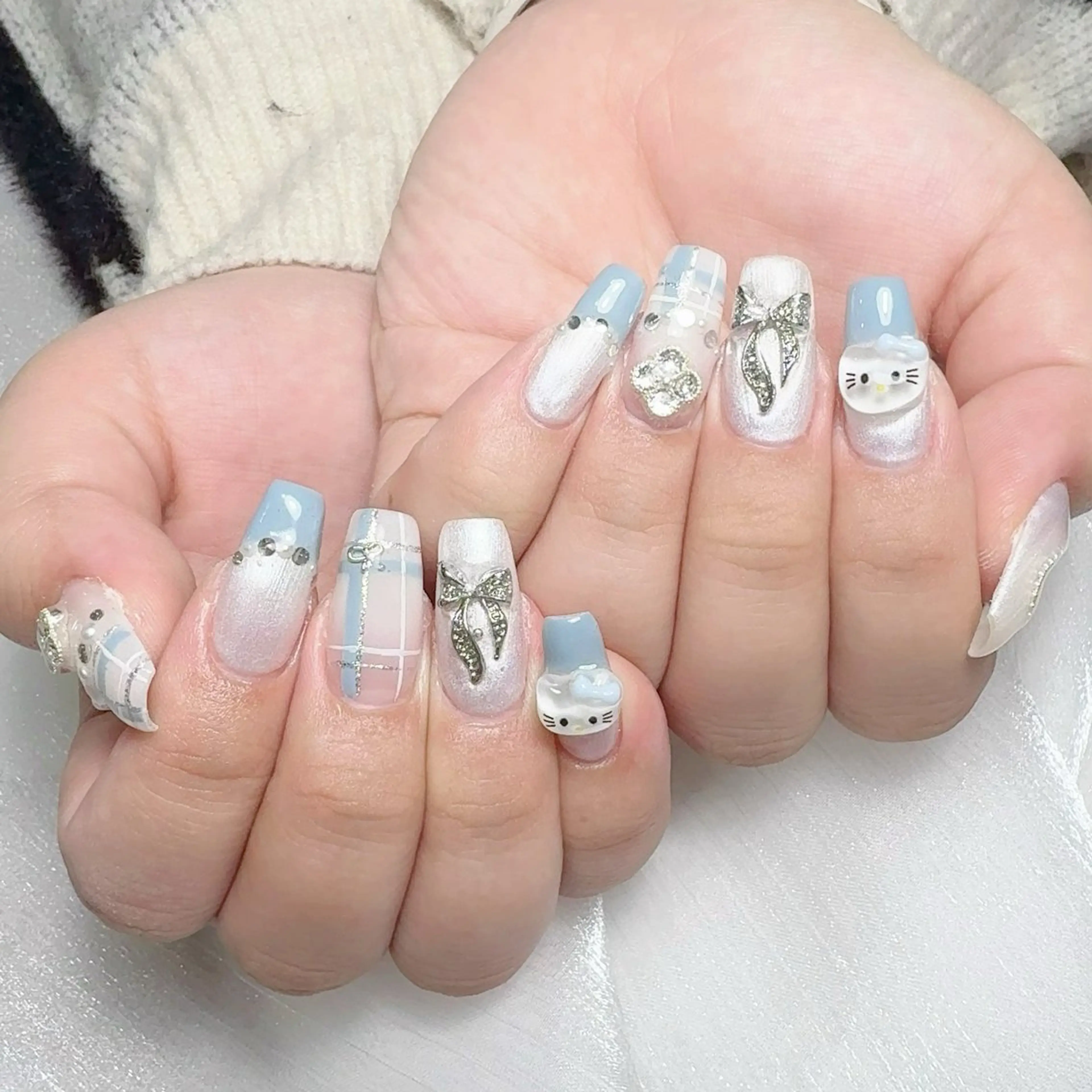 メンズ ネイル メンズ韓国風 アートネイル オーロラネイル ガーリー キラキラネイル ハンドネイル Nail salon 木にいるのネイルデザイン