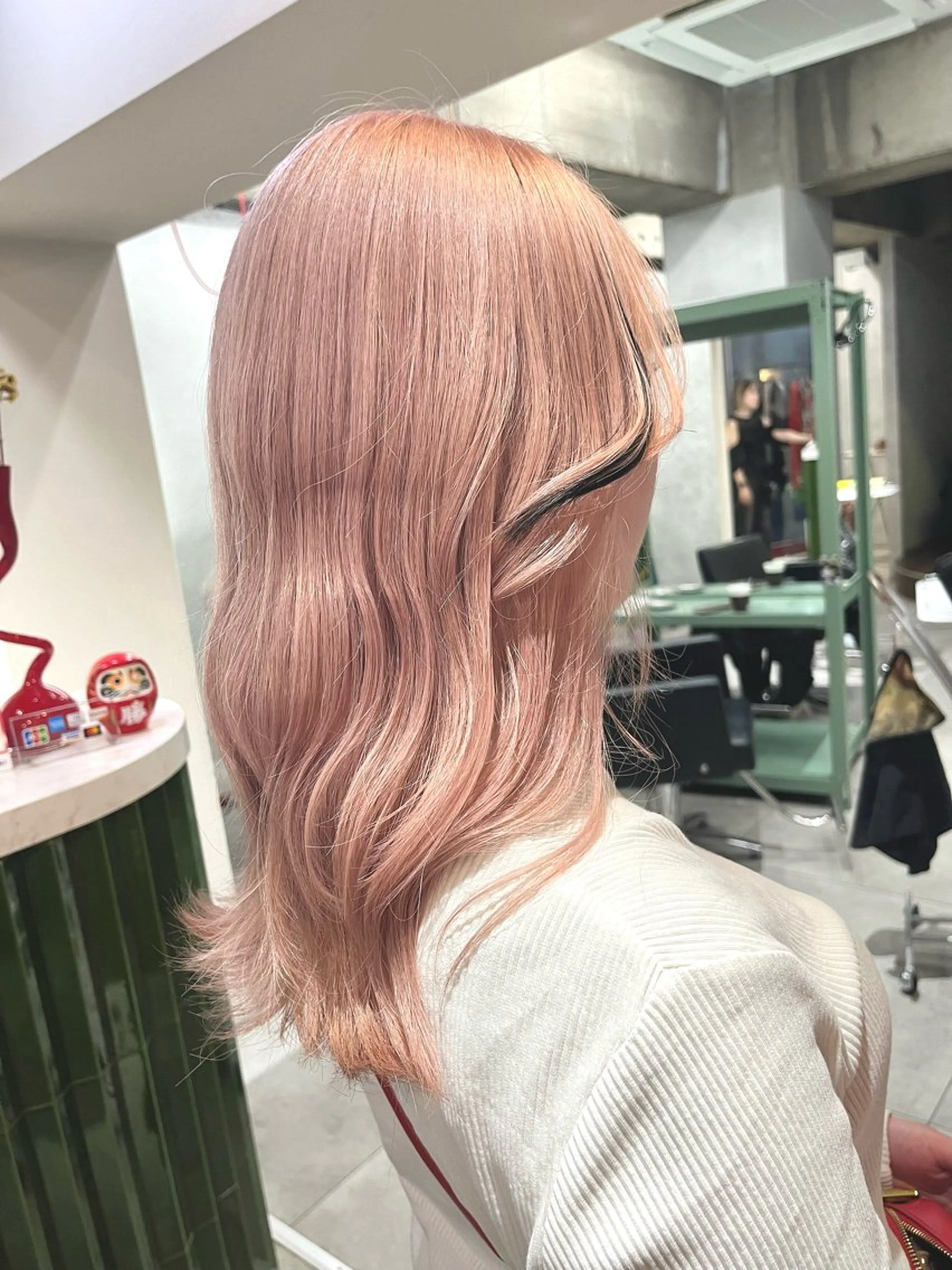 セミロング カラー 暖色ハイトーン特化 🥇Mioのヘアスタイル