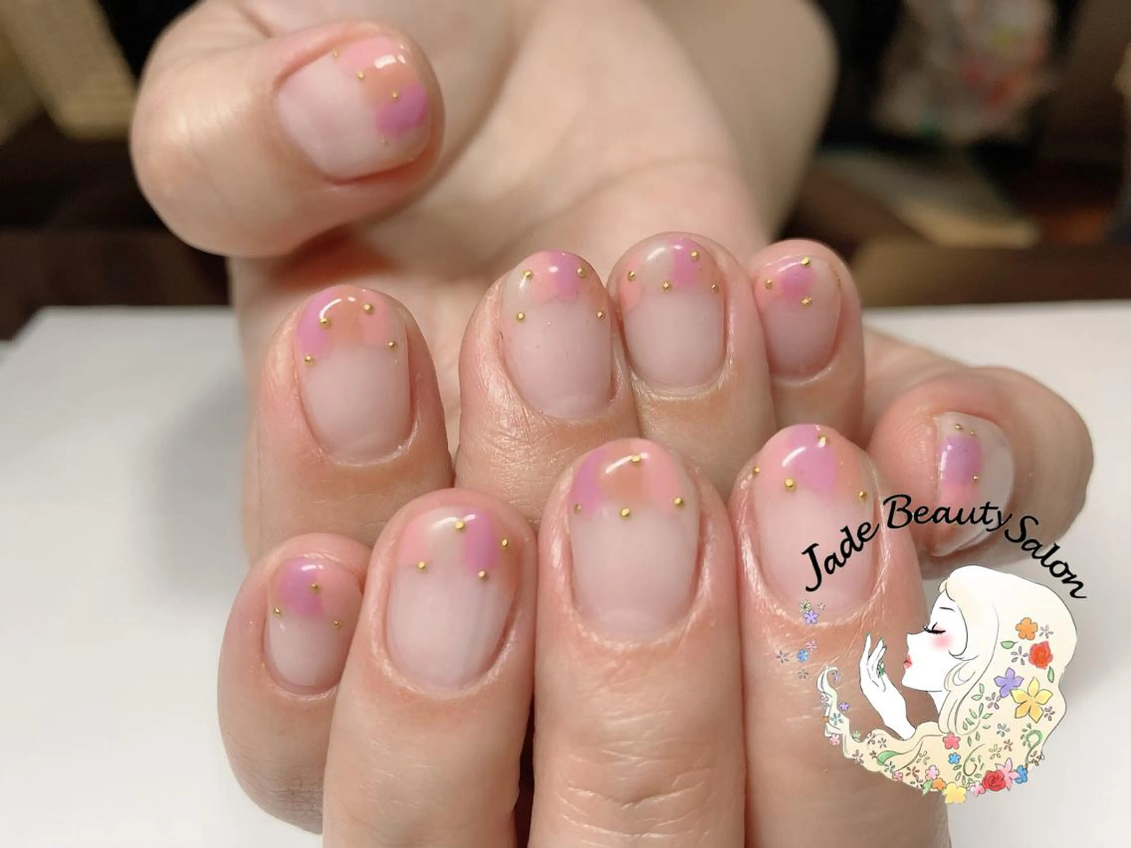 ショート ネイル フレンチネイル シンプルネイル JadeBeauty Salonのネイルデザイン