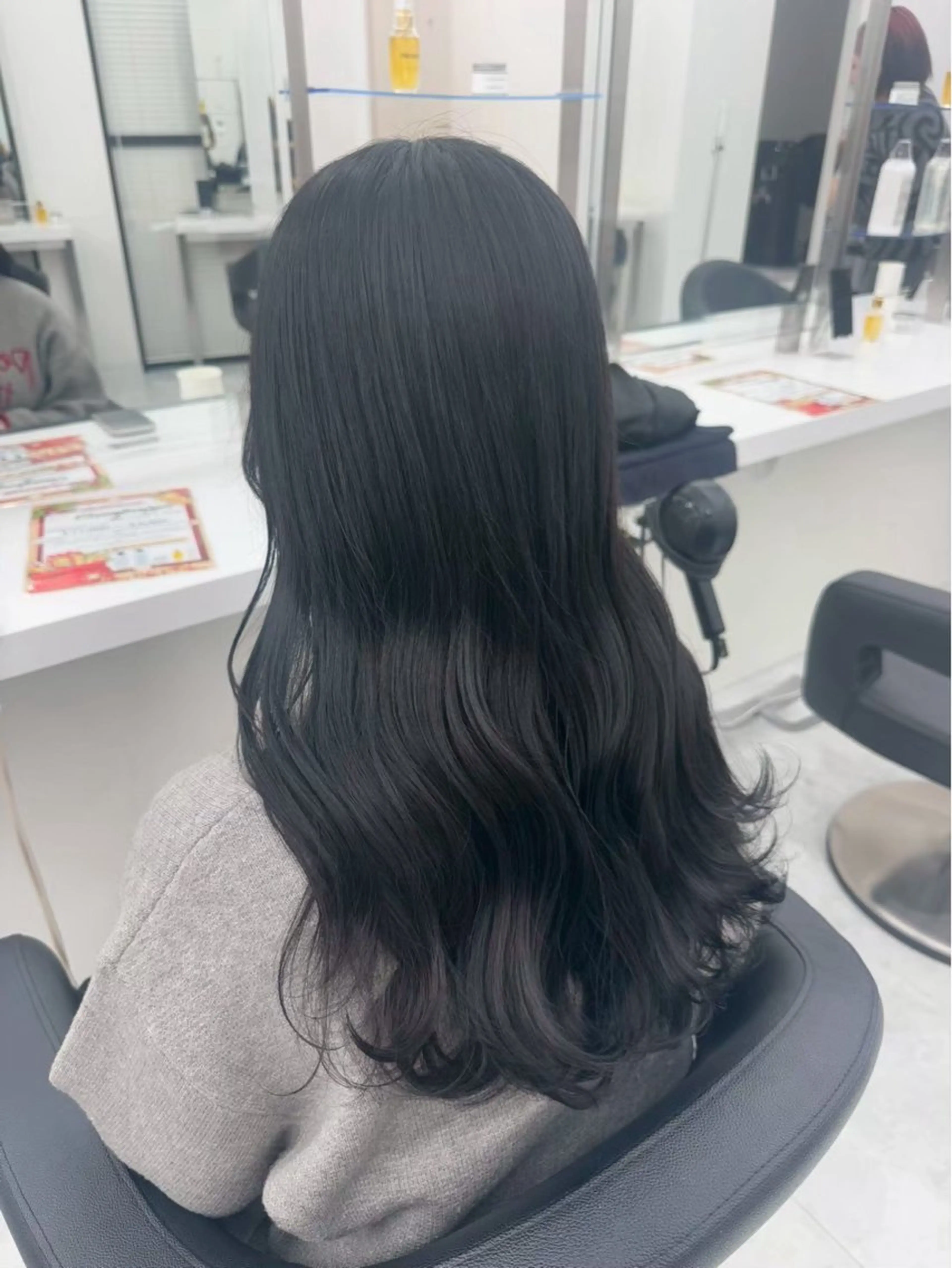 ロング カラー ririka/ 透明感カラーのヘアスタイル