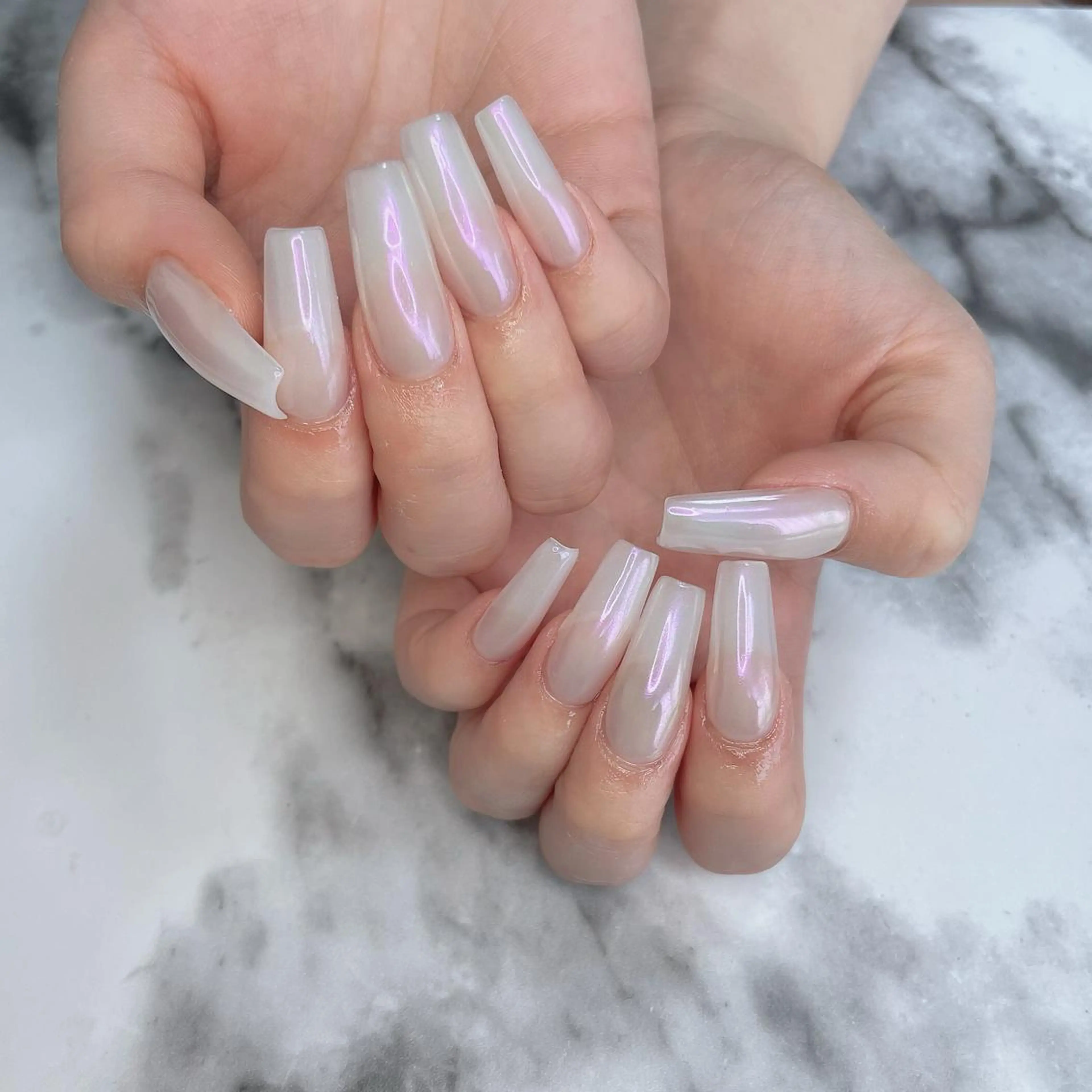 ネイル オーロラネイル ミラーネイル Kayo 💅のネイルデザイン