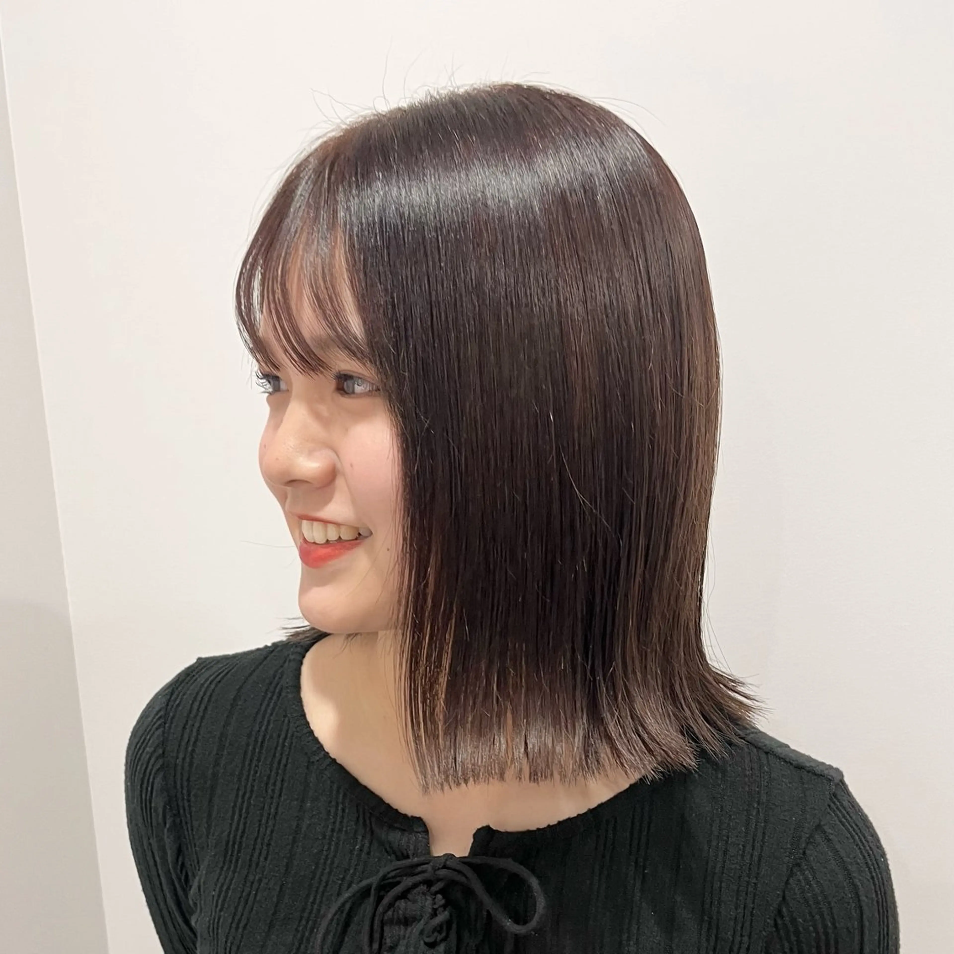 ショート カラー 似合わ顔周りカット /aira🍒のヘアスタイル