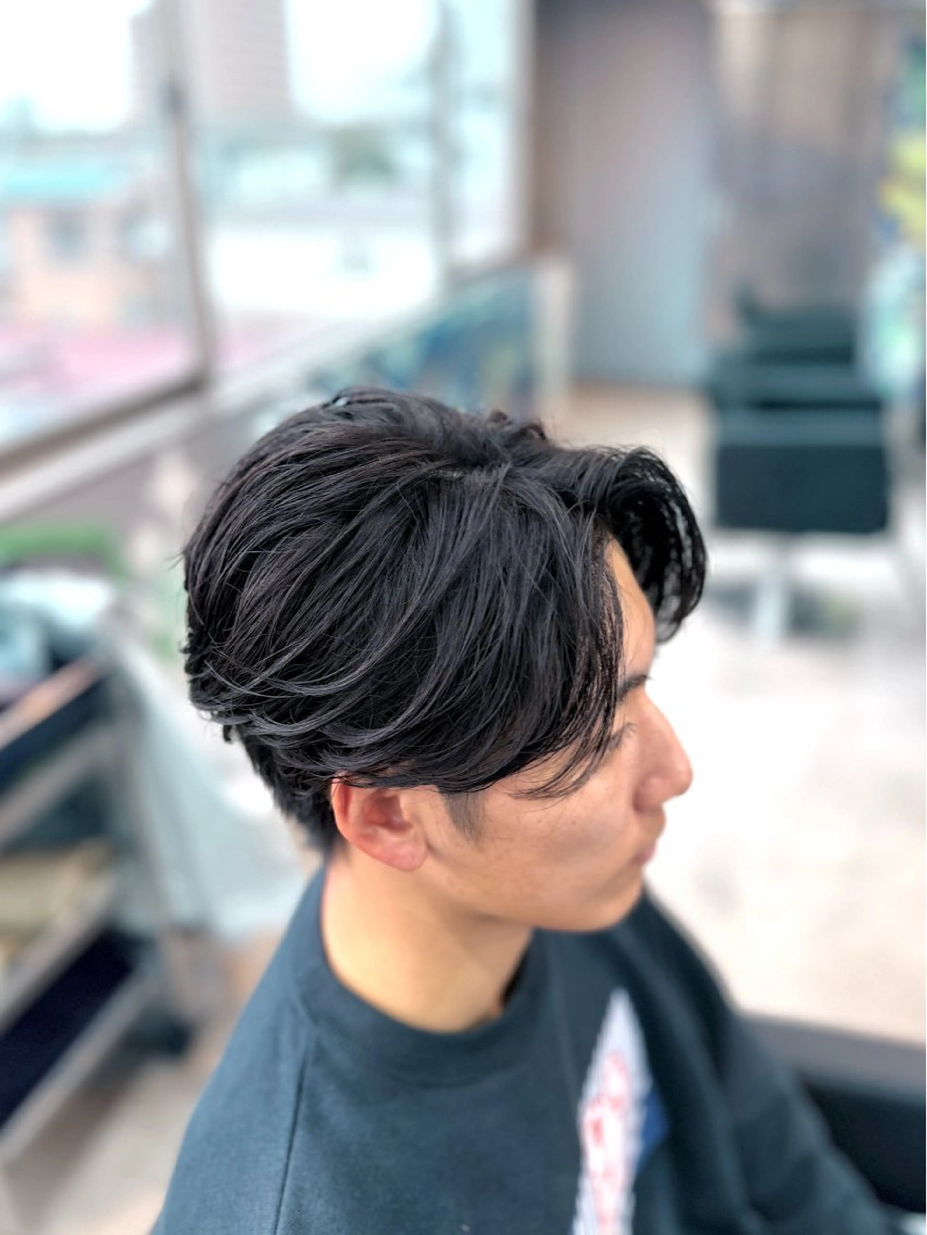 メンズ フェザーパーマ メンズパーマ kearny 北千住所属・メンズバレイヤージュ 🔥千咲斗のヘアスタイル