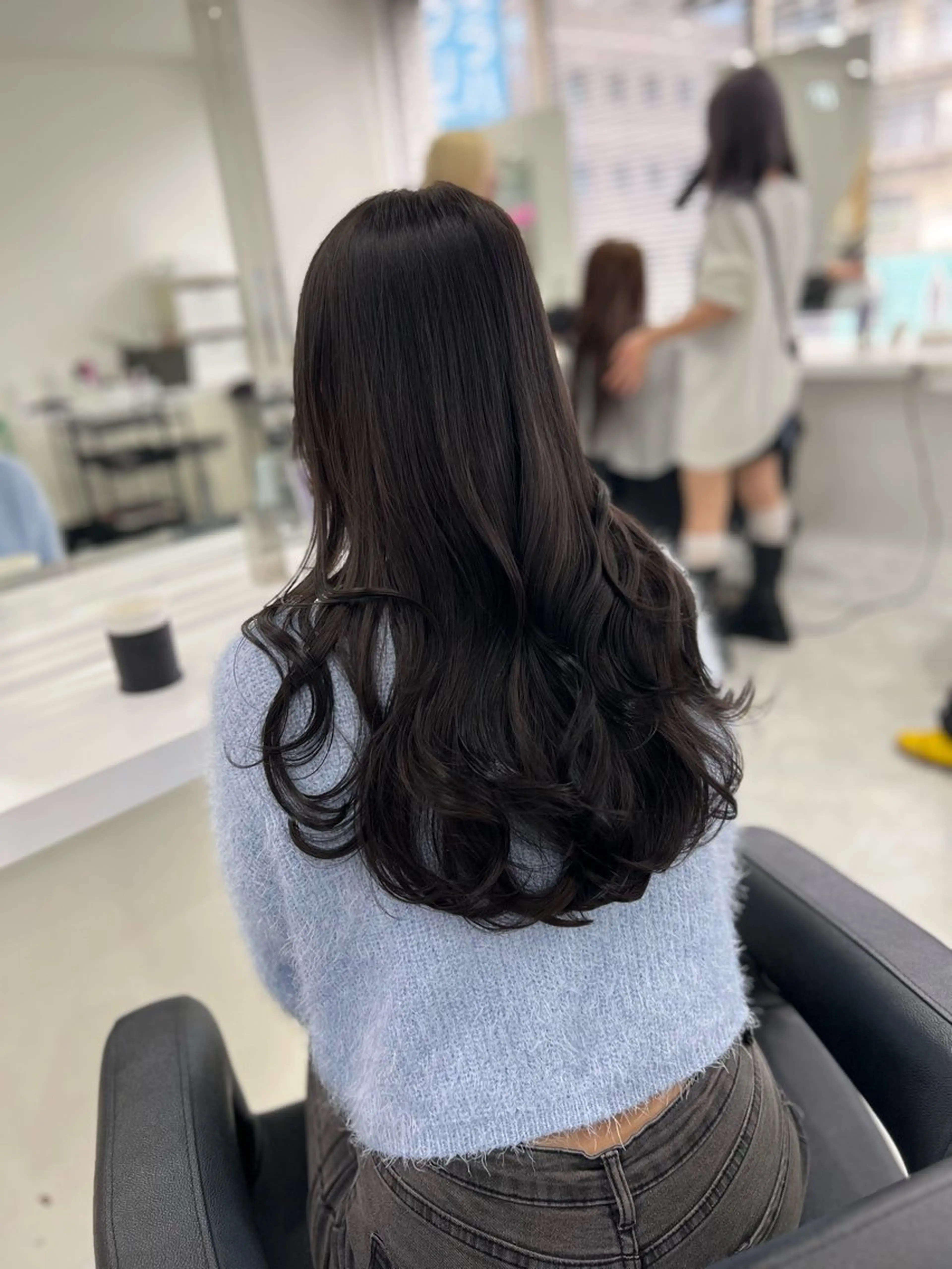 ロング カラー 透明感カラー🫧 レイヤーカットのヘアスタイル