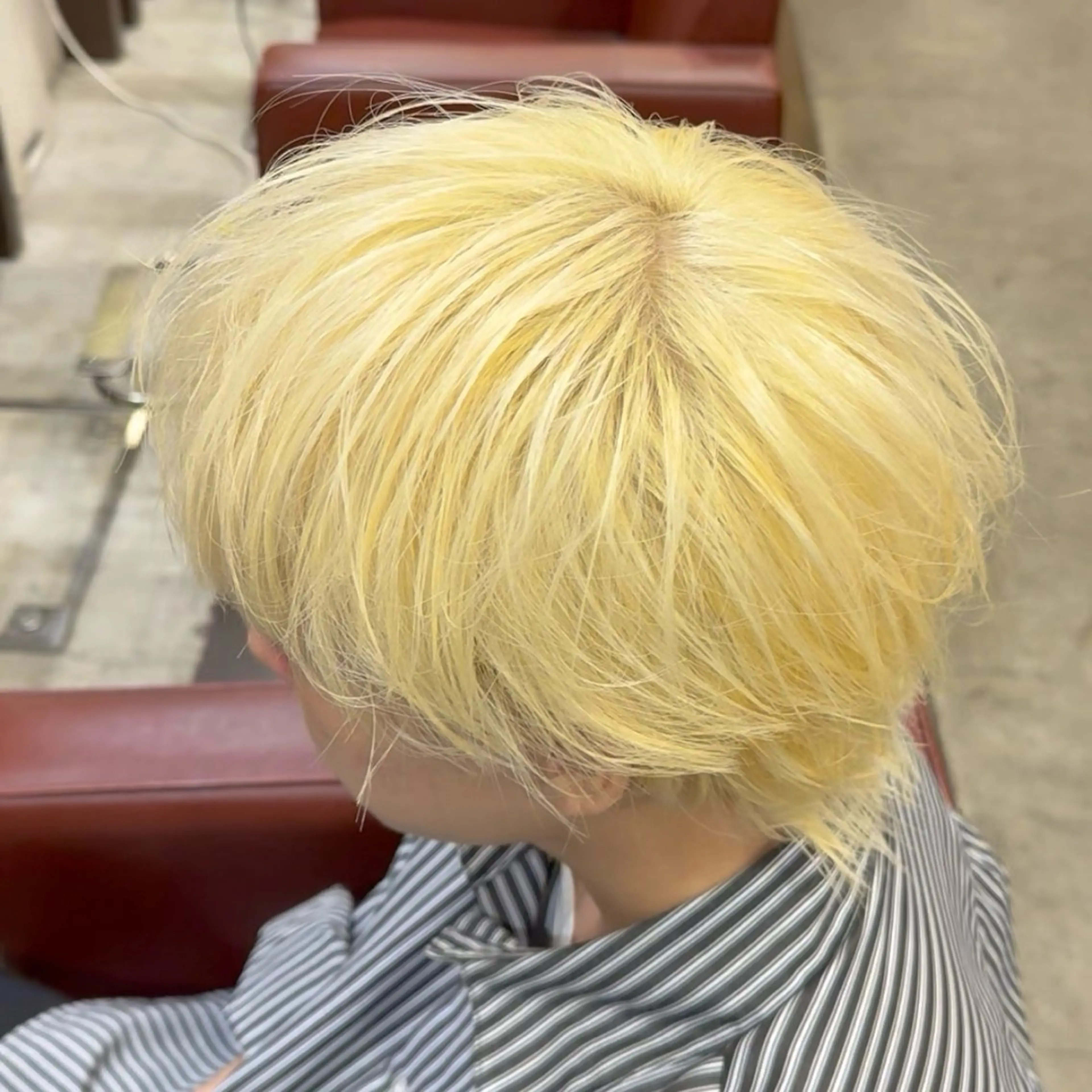 カラー メンズ メンズブリーチ ブリーチ スペインカール/ サーフカール/RYUのヘアスタイル