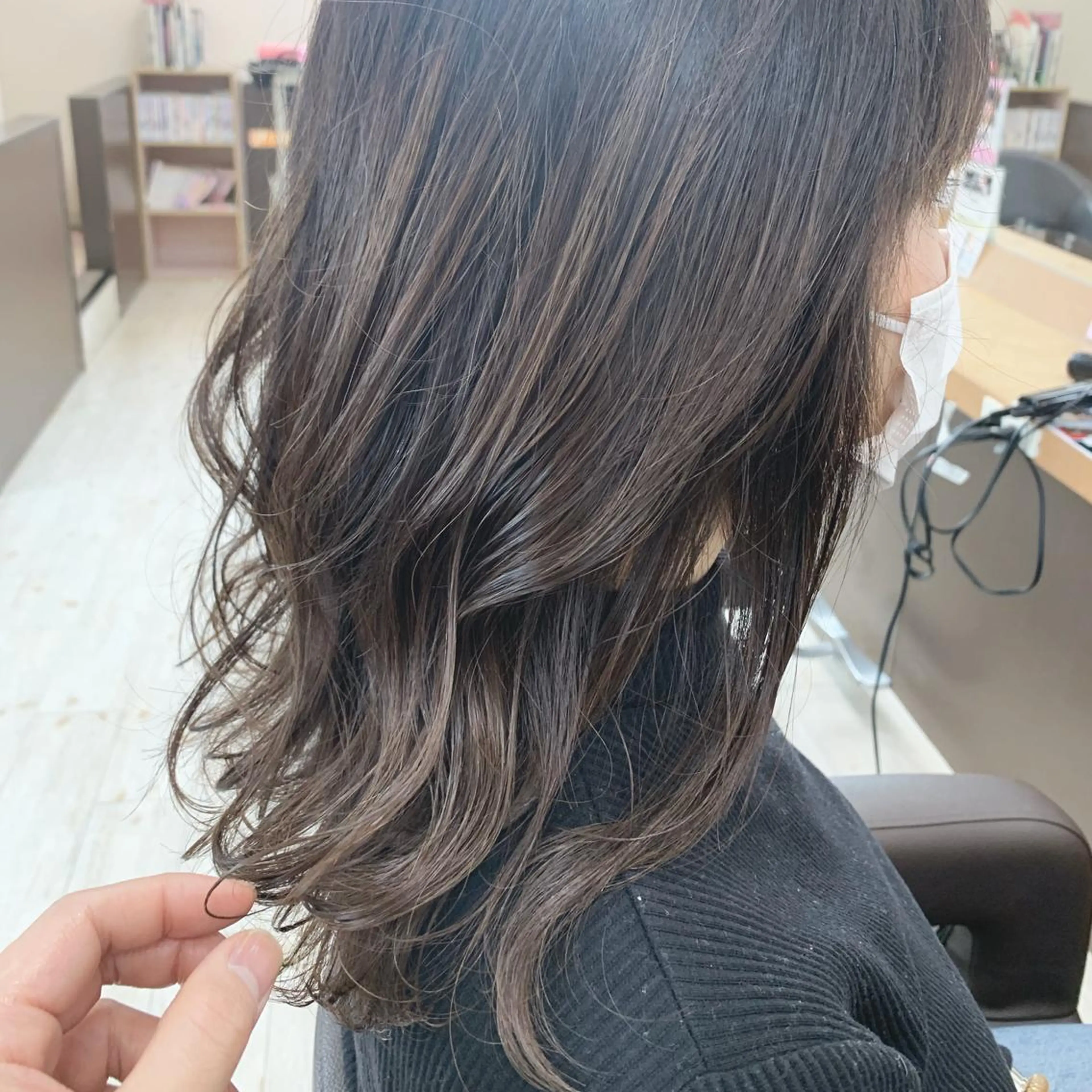 ロング カラー カット ヘアカラー トリートメント Lien 深井店のヘアスタイル