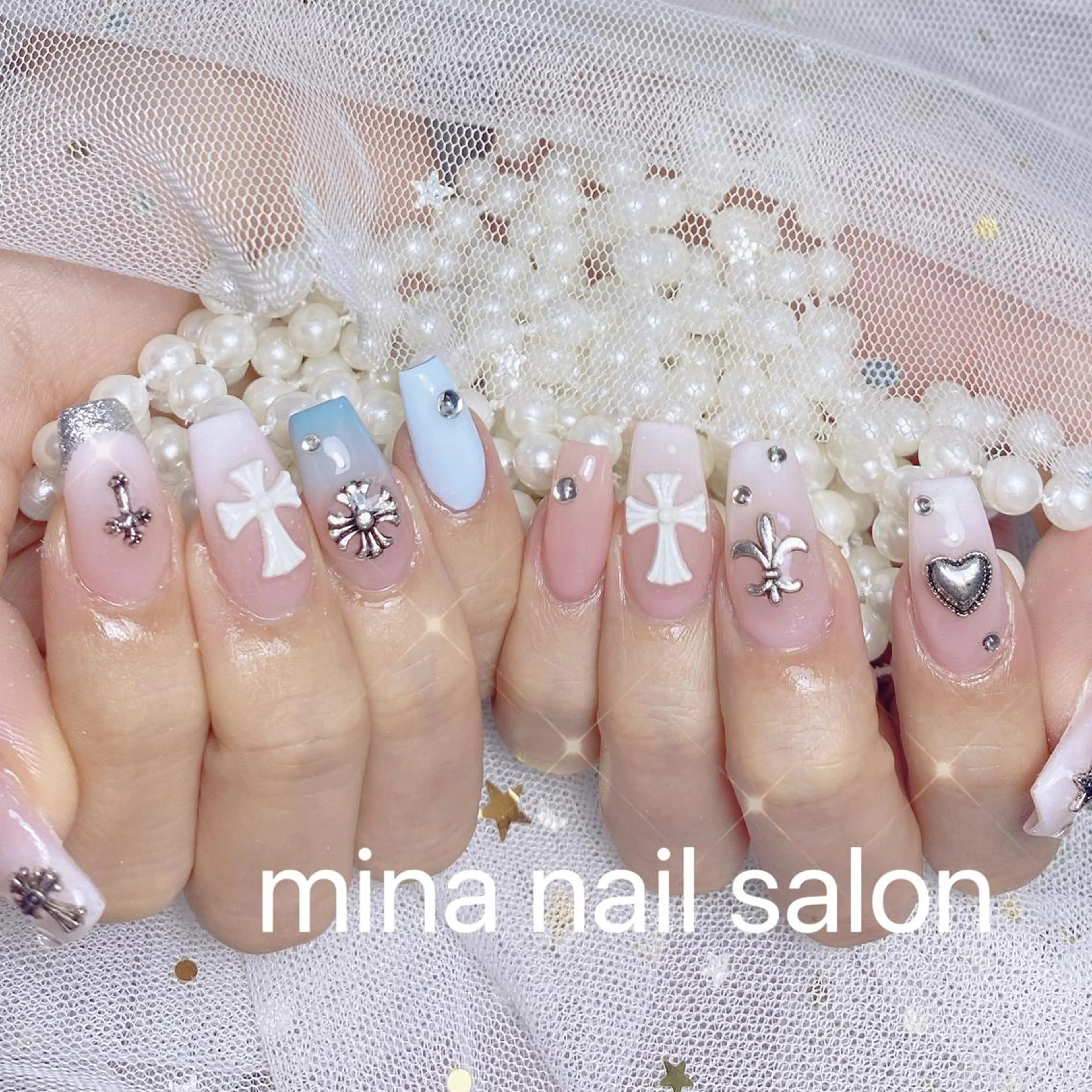 ネイル 晴香 ✨のネイルデザイン