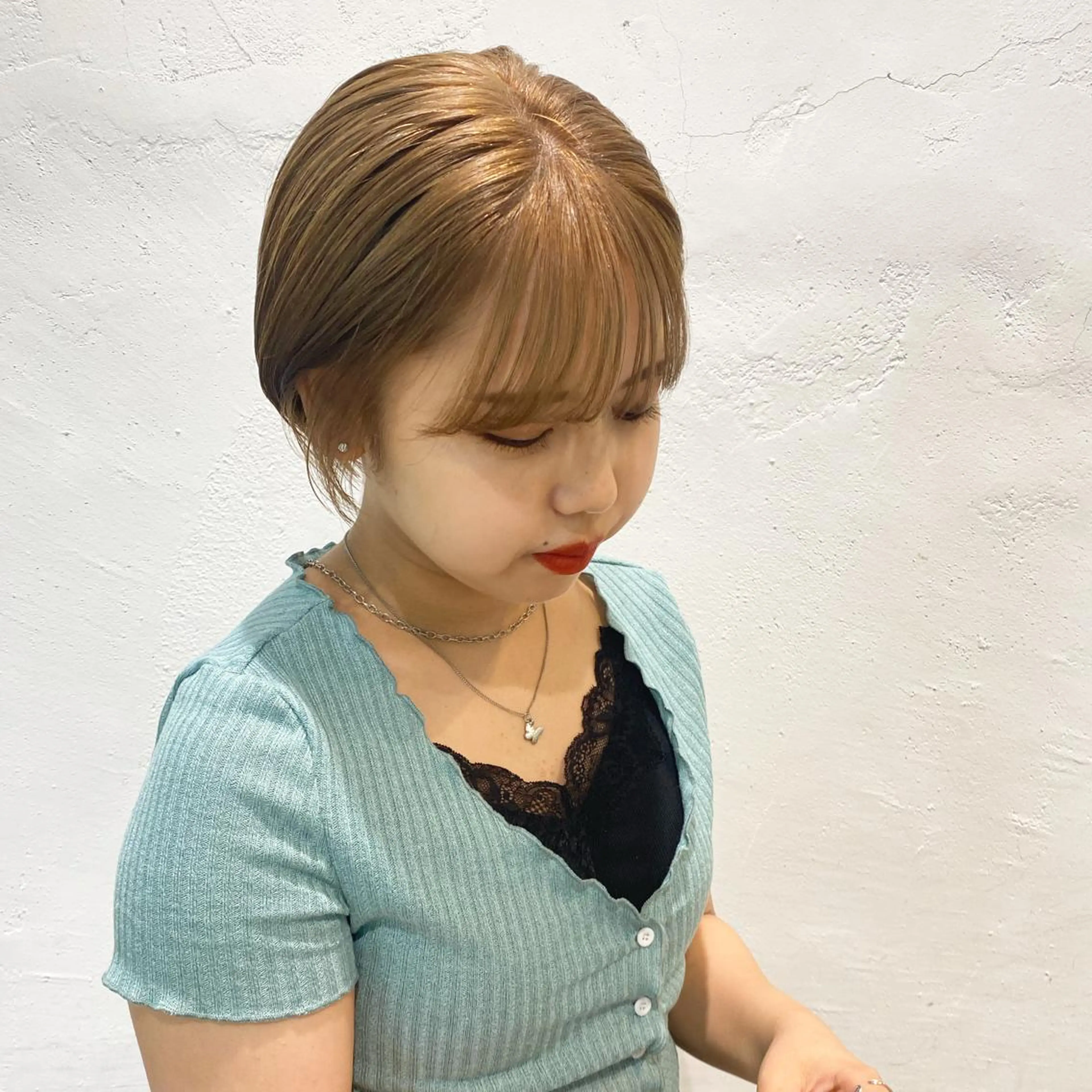 ショート カラー ハイトーンカラー ショートヘア 顔周りカット/透明感 カラー✂️MEIのヘアスタイル