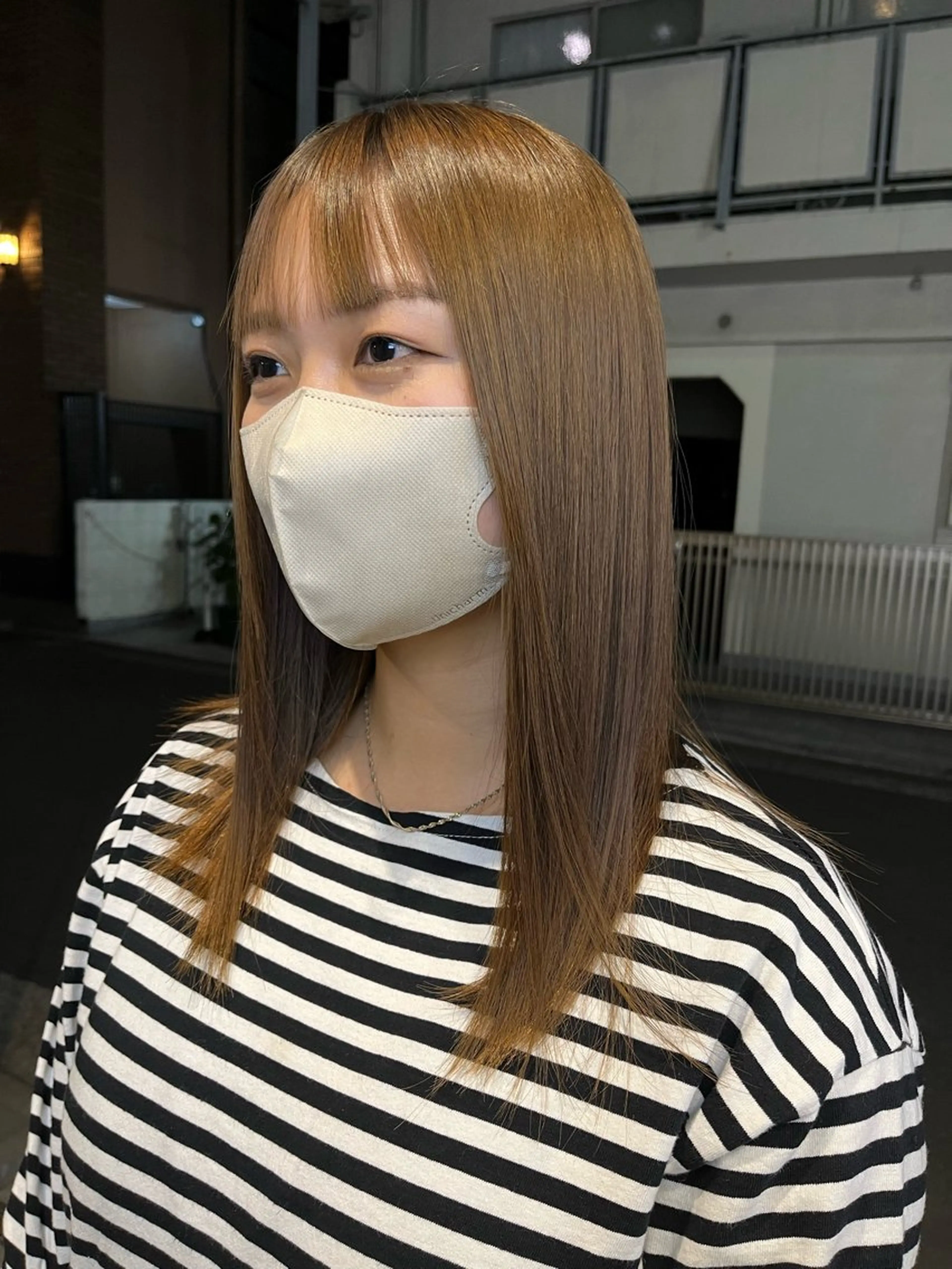 セミロング 渡邊 百咲のヘアスタイル