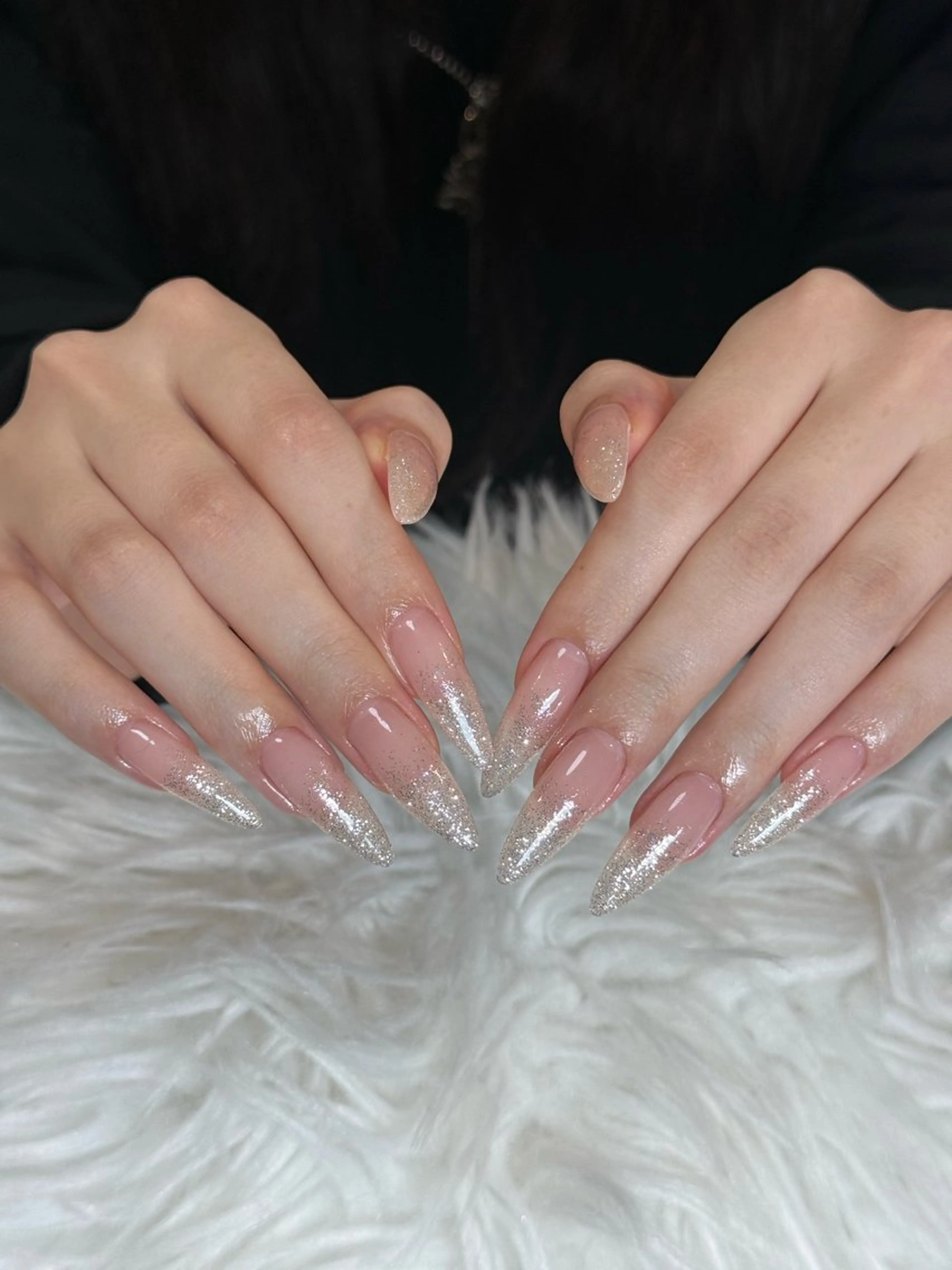ネイル ボルドー ブラウン チークネイル ドット フットネイル Julli NailStudioのネイルデザイン