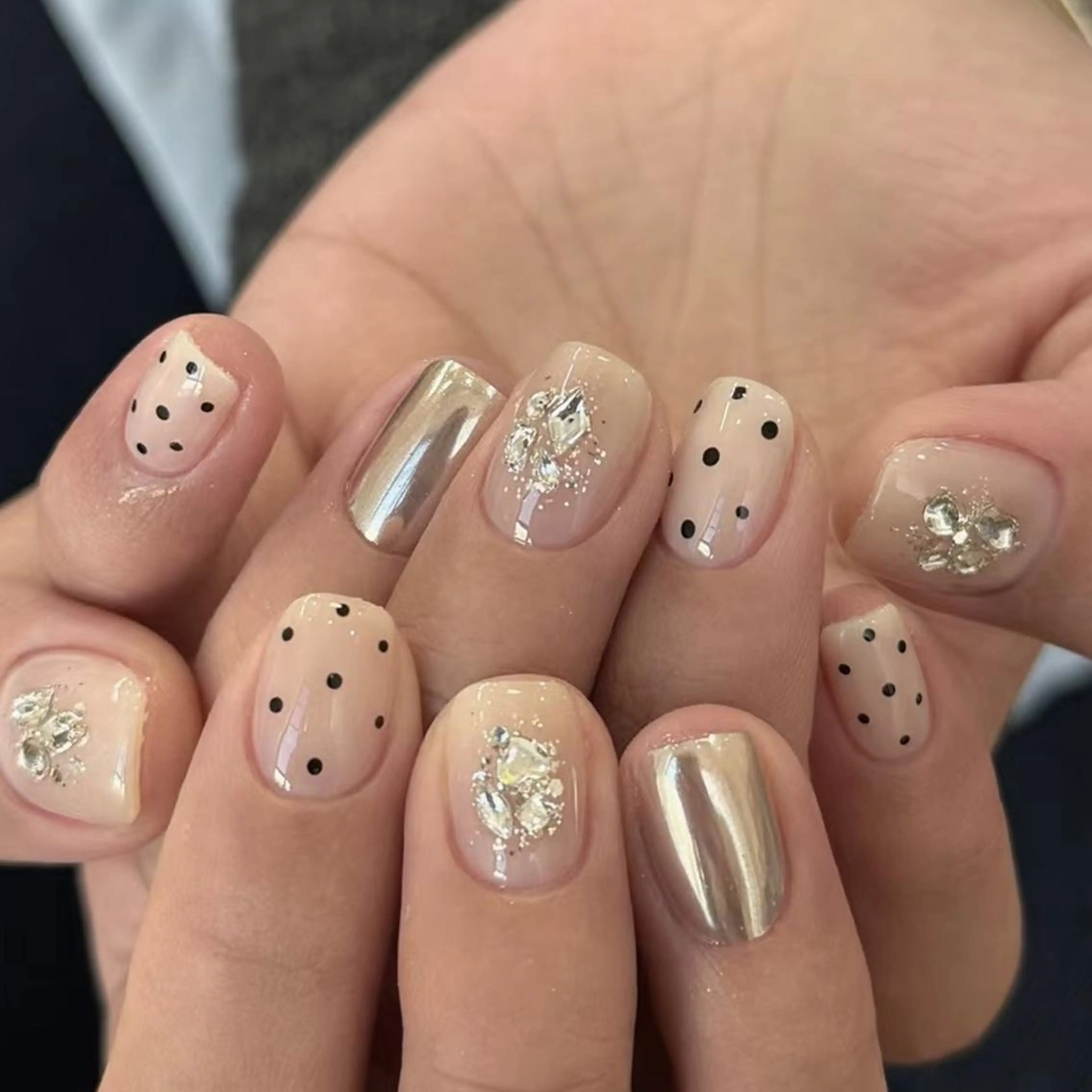 ネイル ハンドネイル エリ🫧 nail池袋東口のネイルデザイン