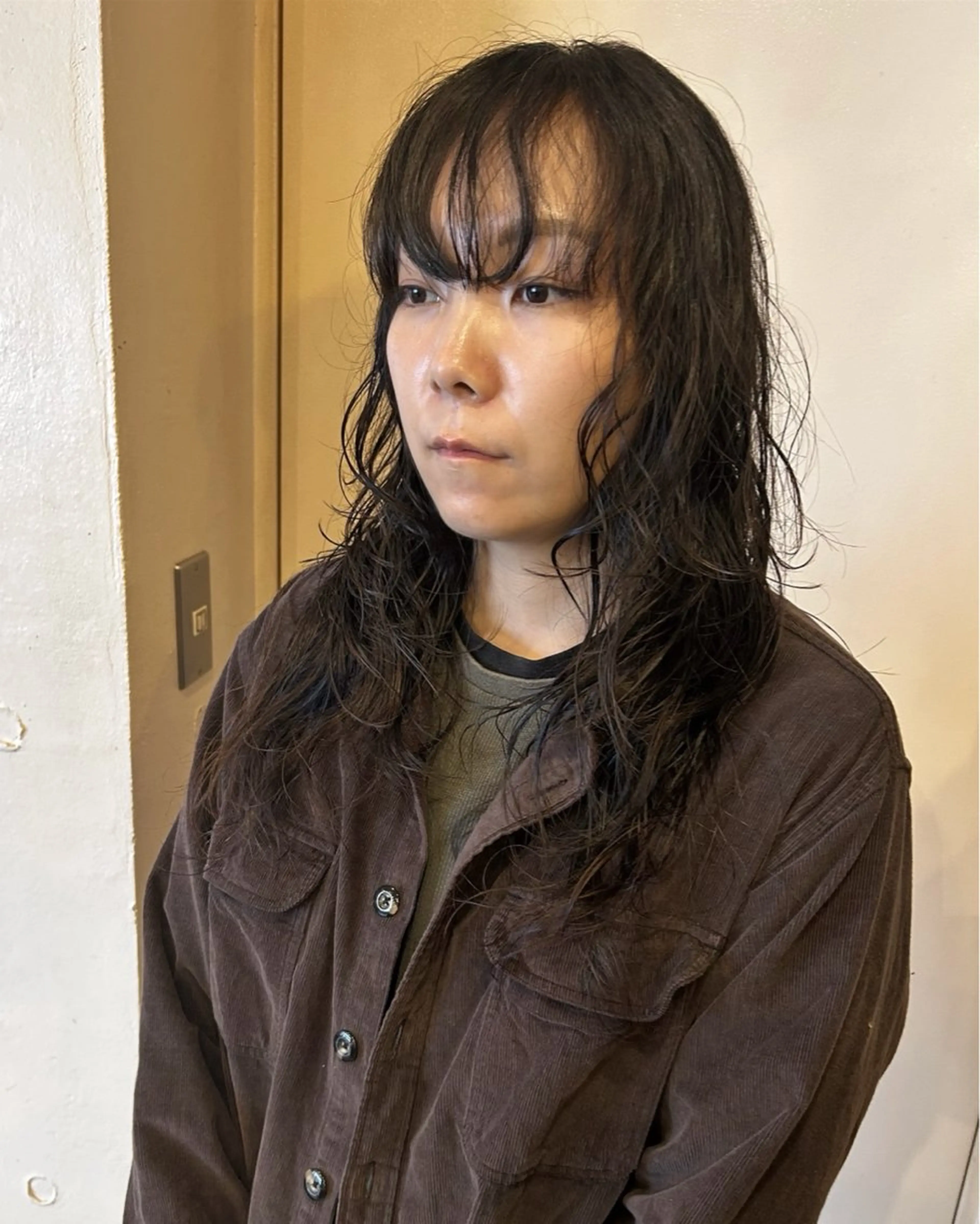 ロング パーマ 佐藤 優里奈のヘアスタイル