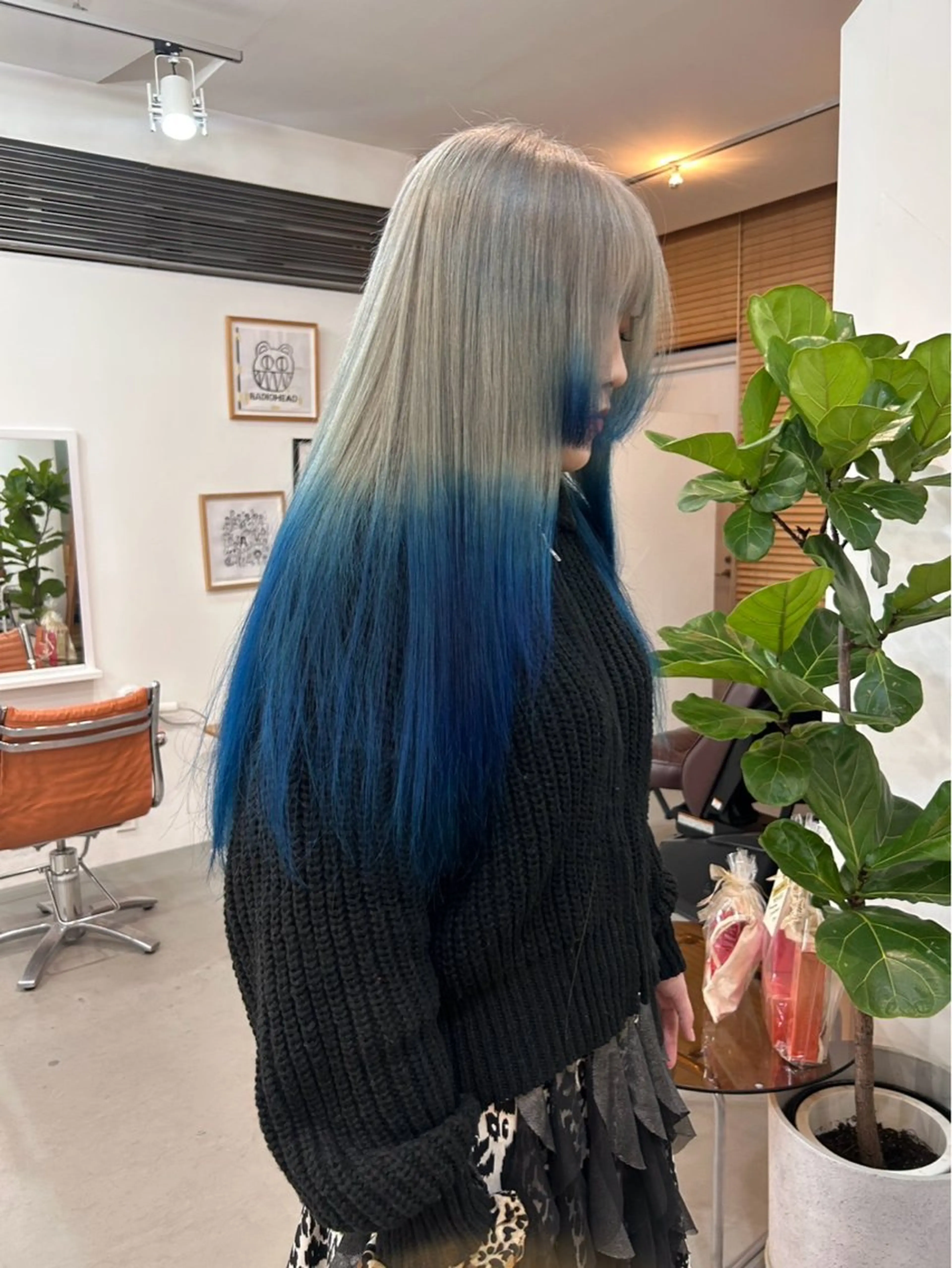 カラー かがやしづ ⭐️ハイトーンのヘアスタイル