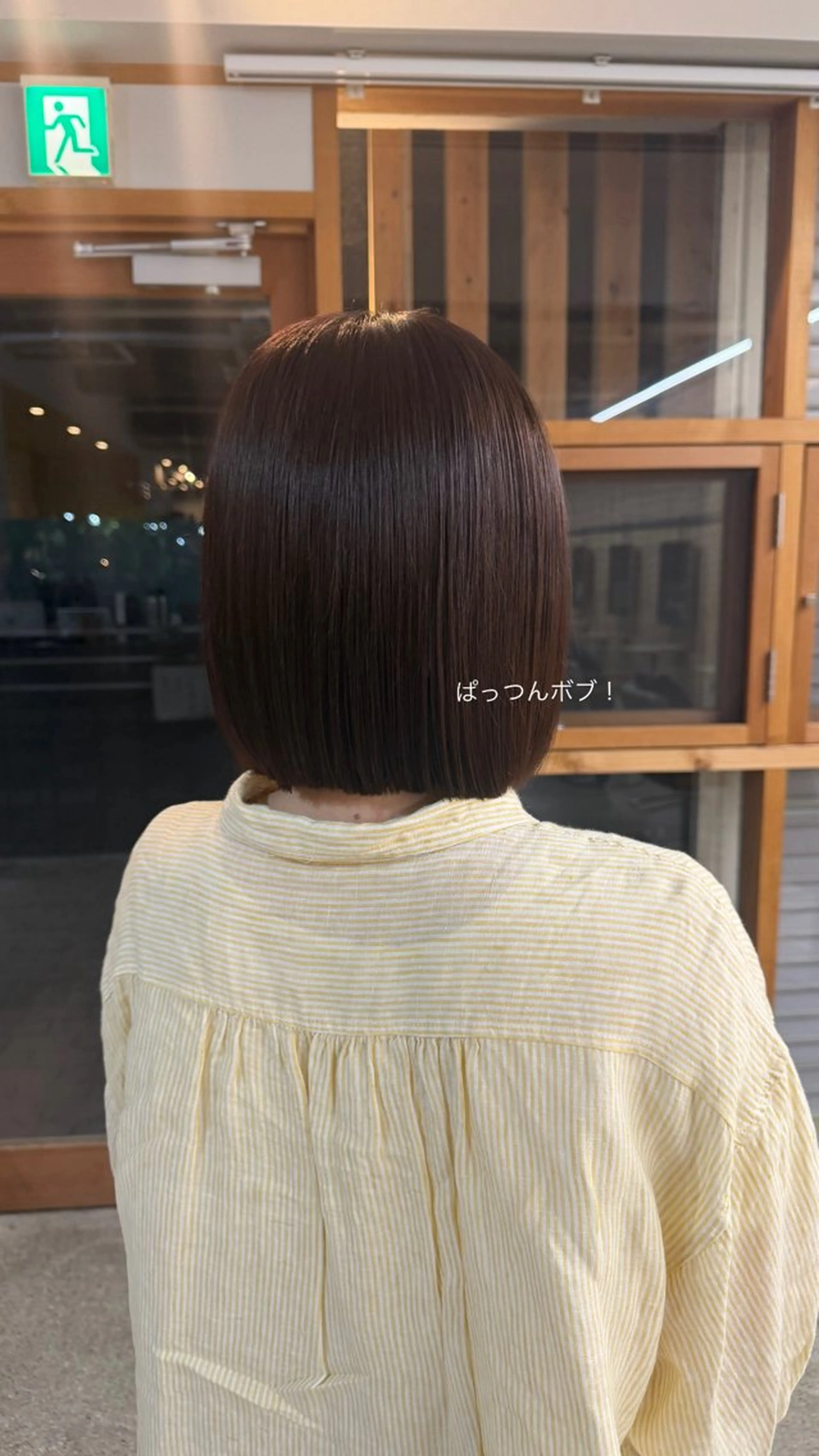 ショート カラー 切りっぱなしボブ ブラウンカラー 透明感カラー ラベンダーカラー ラベンダーブラウン カット ヘアカラー cipre 萌乃のヘアスタイル