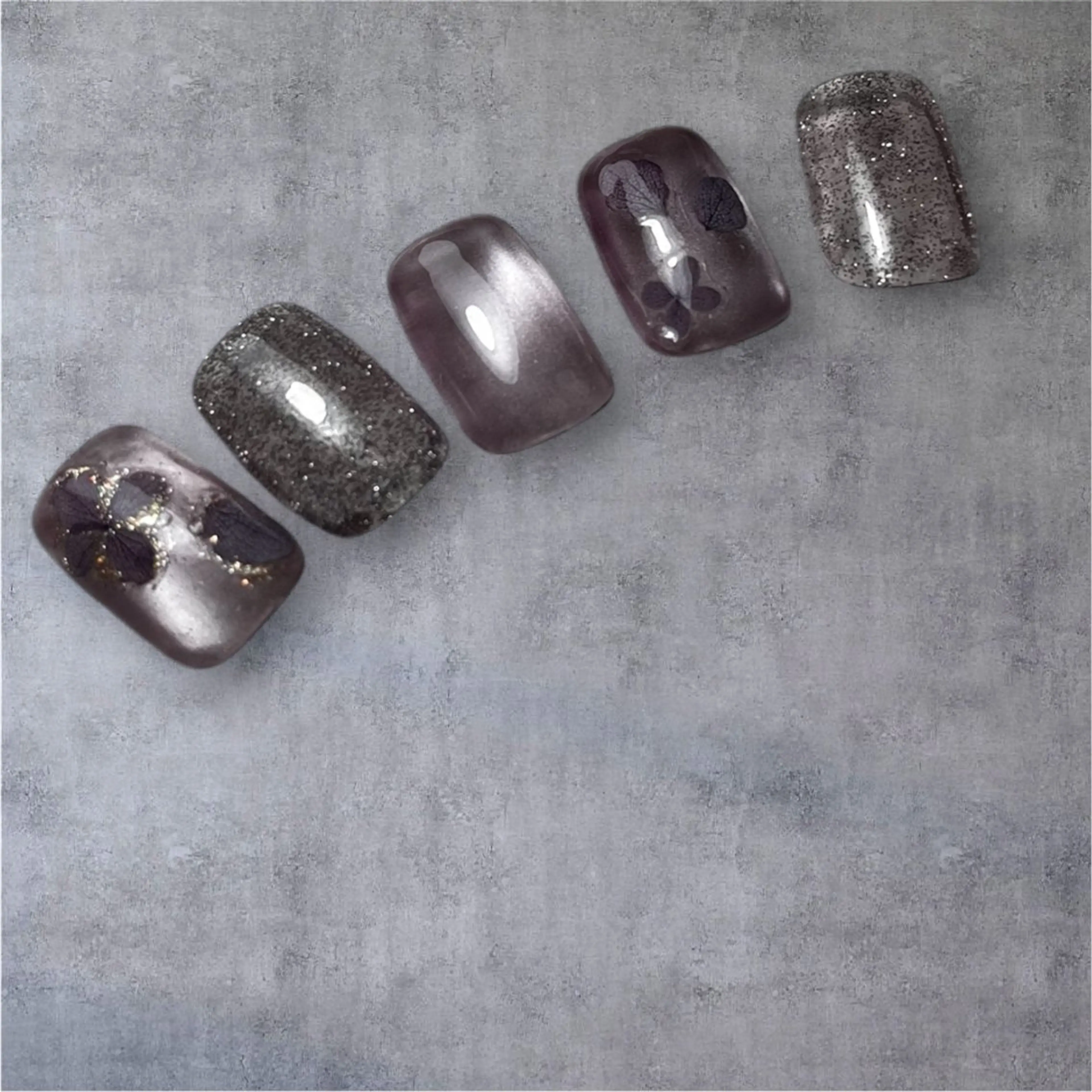 ネイル ハンドネイル gypsofia ジプソフィアのネイルデザイン