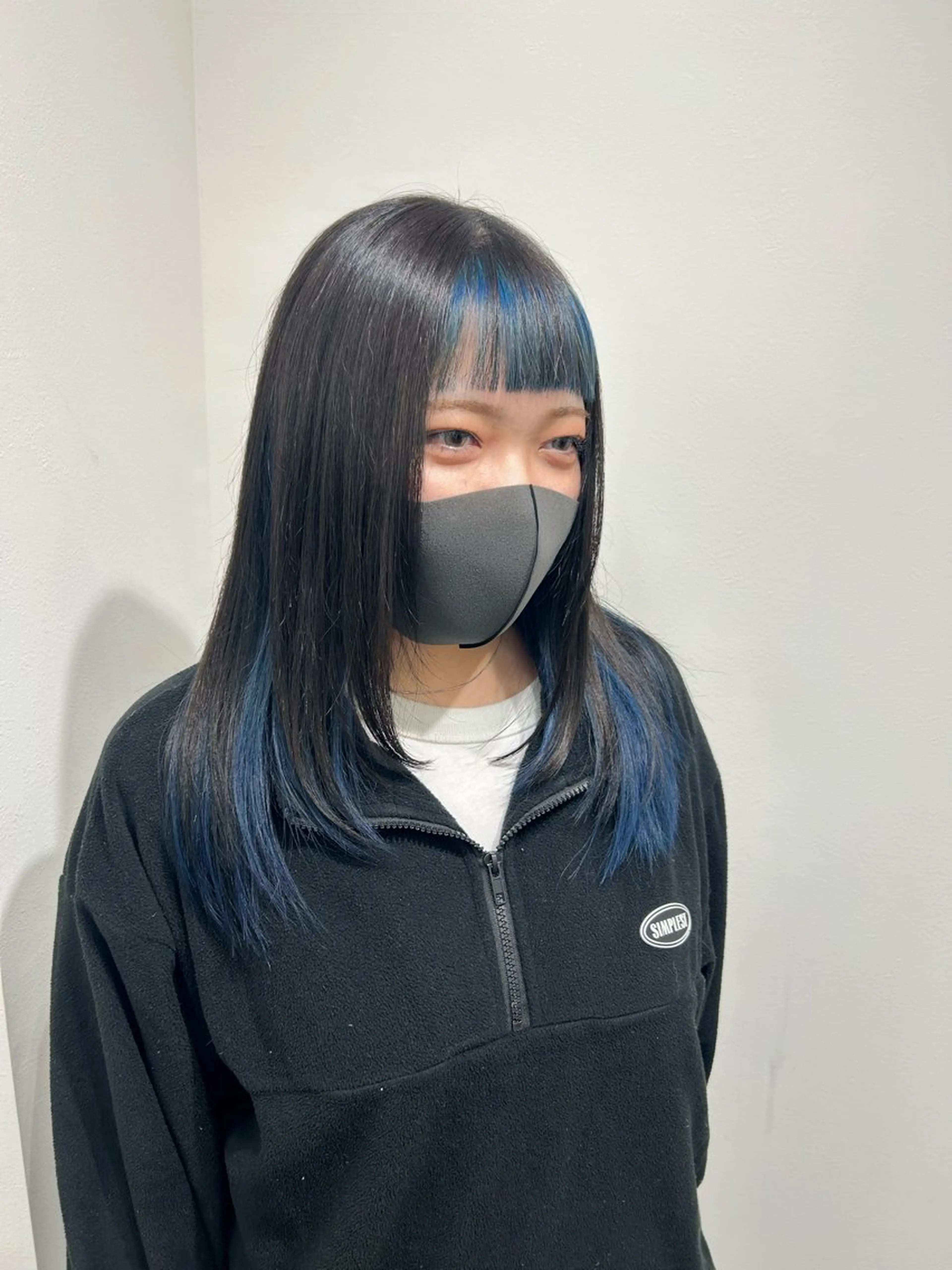 セミロング カラー レイヤー ハイトーン 暖色⭐︎KANAKOのヘアスタイル