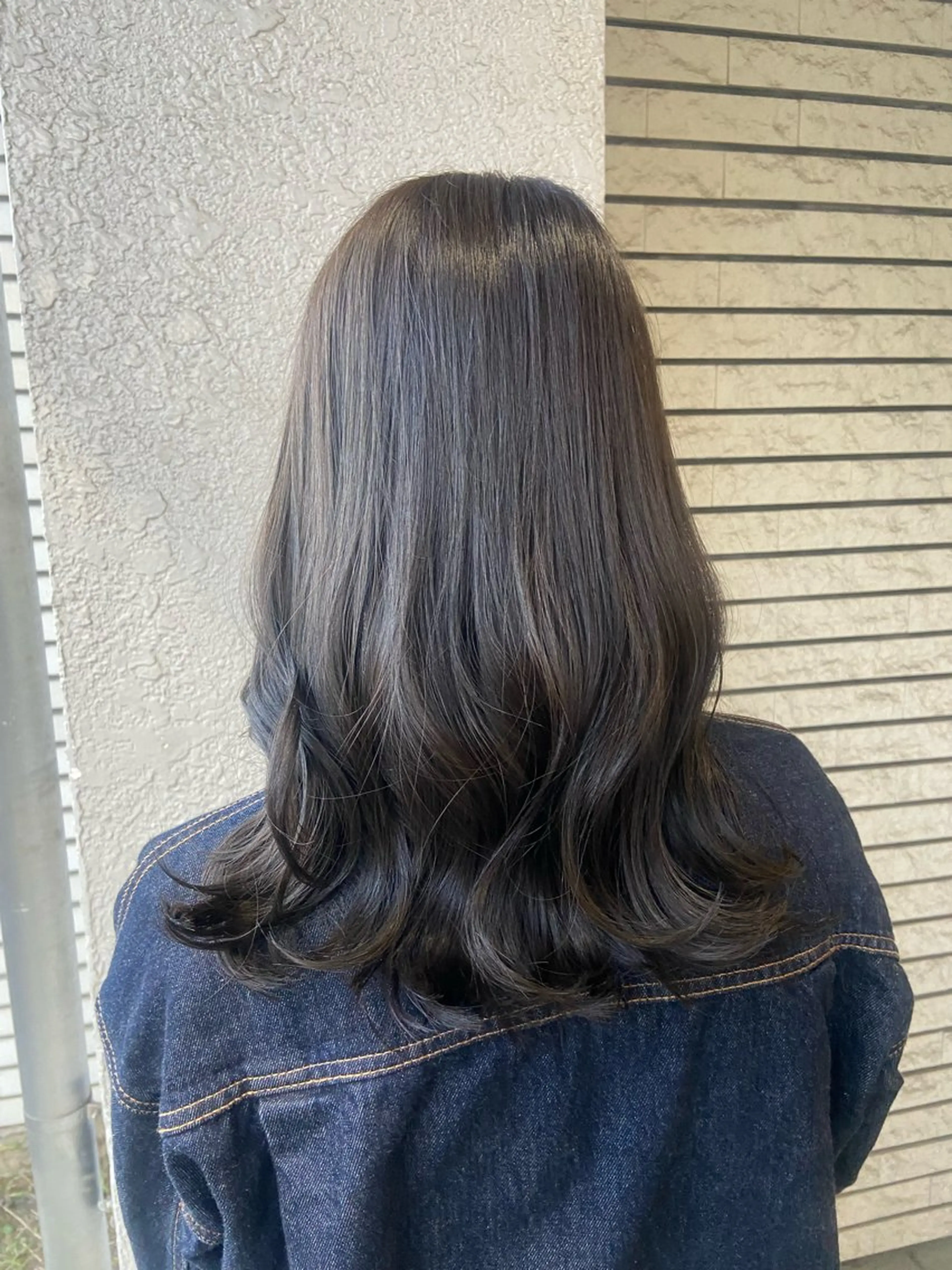 セミロング 柏韓国ヘア 白石芽衣のヘアスタイル